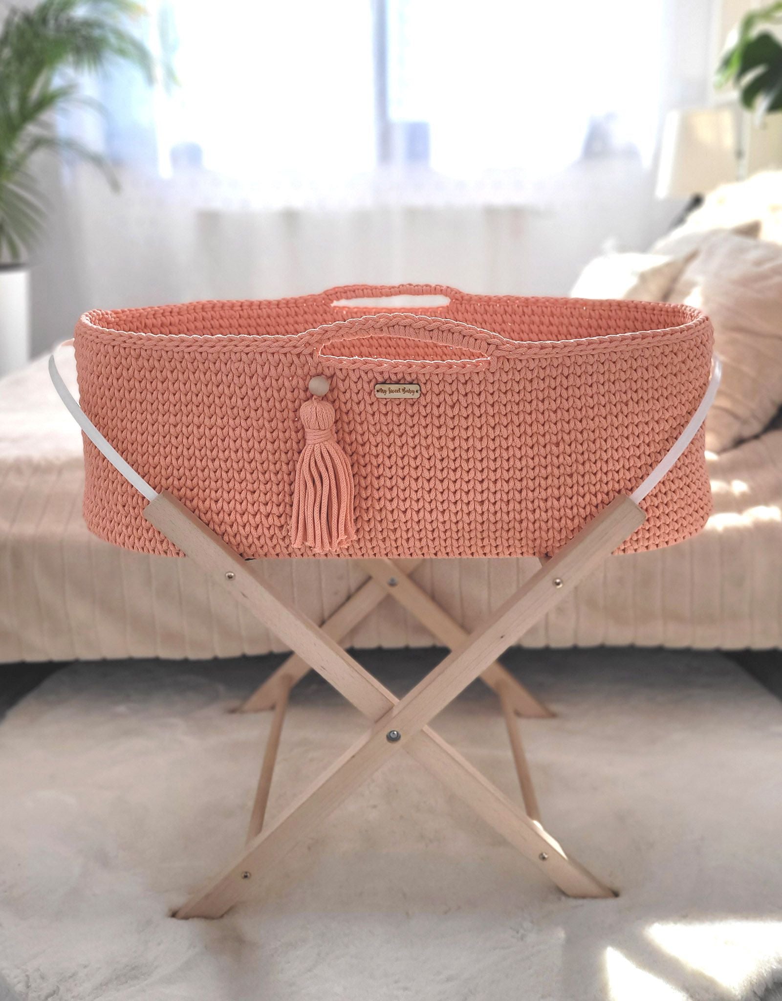 Moses basket BOHO Handmade with stand - salmon