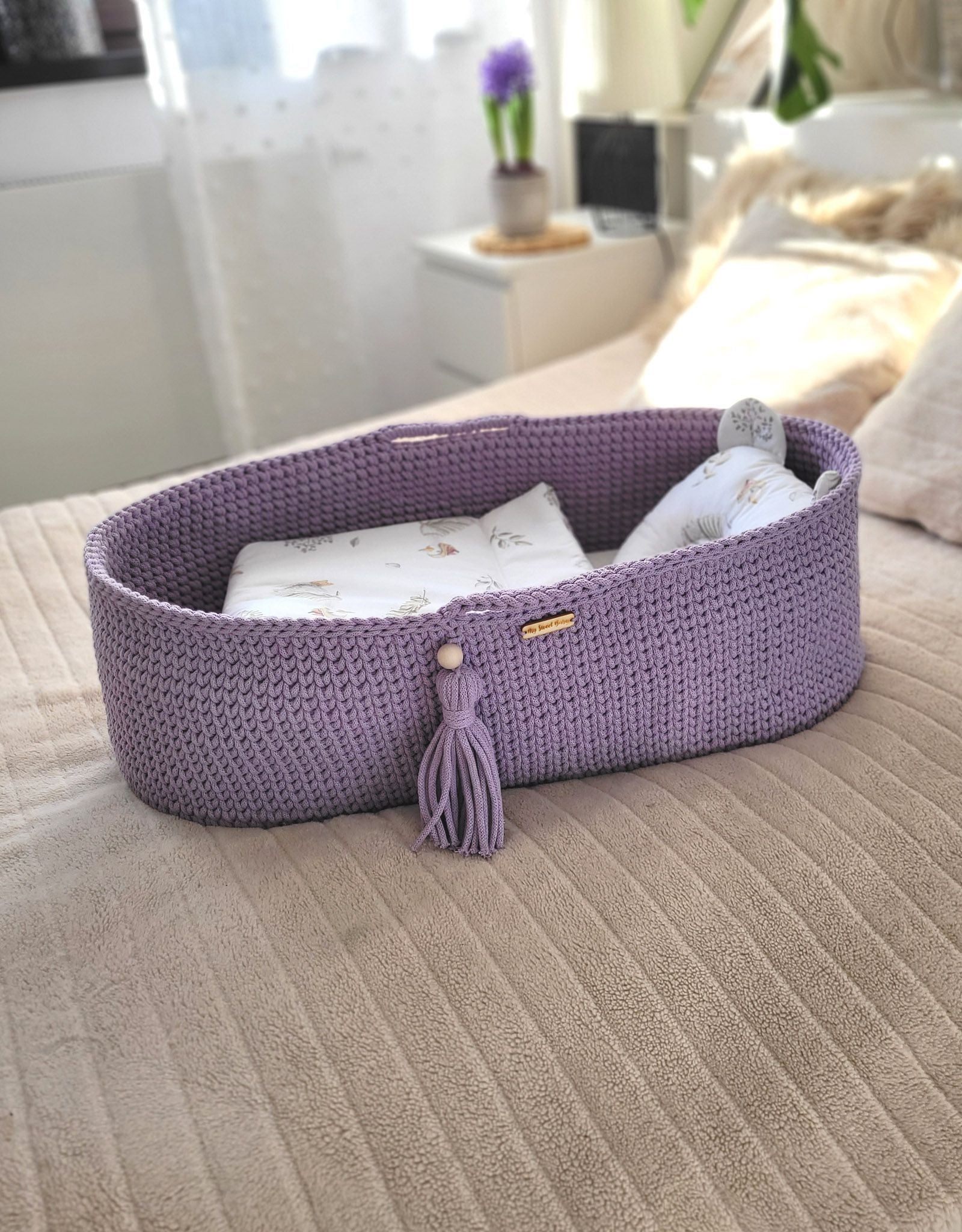 Moses basket BOHO Handmade cotton with mattress - lila