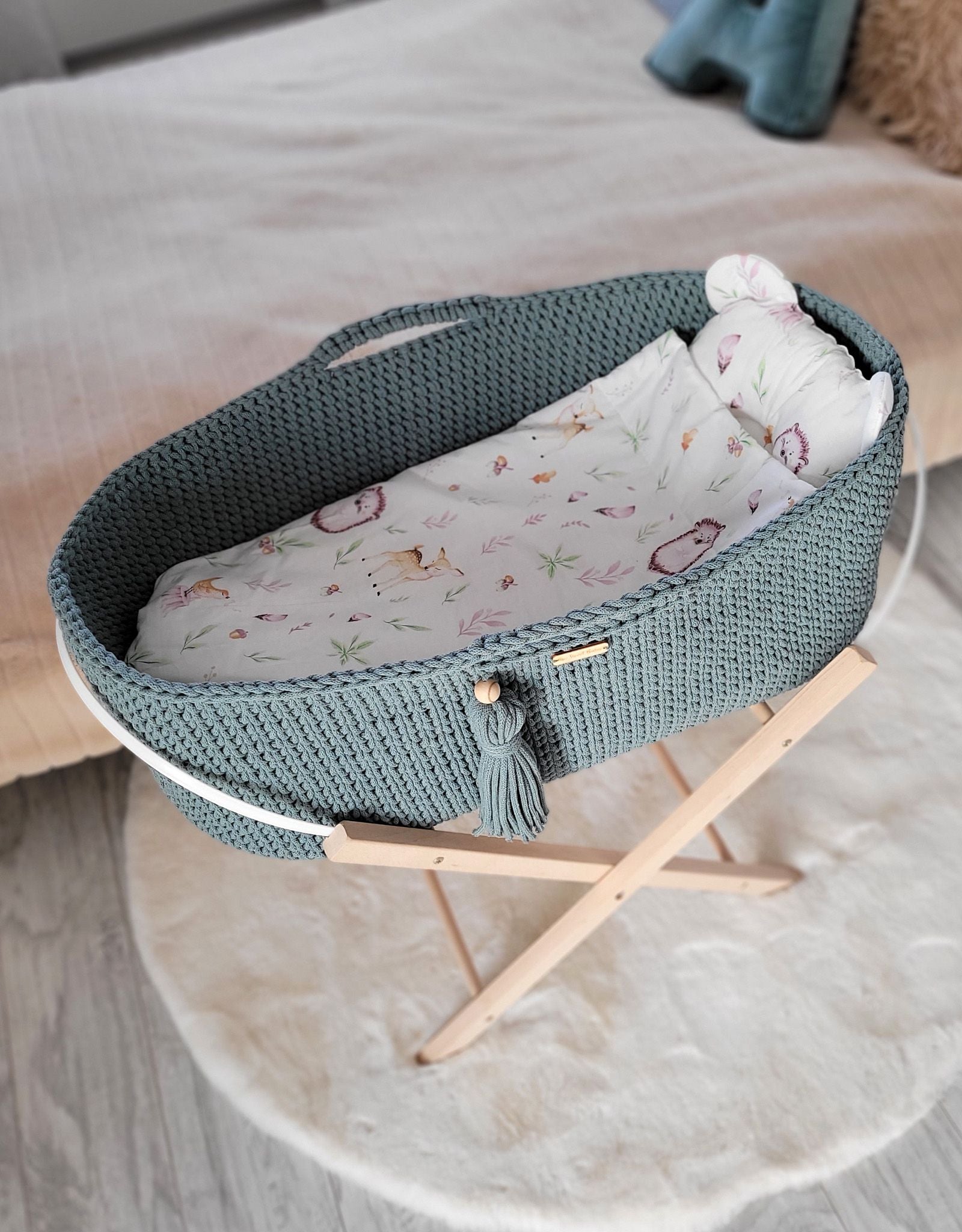 Moses basket BOHO Handmade with stand - laurel