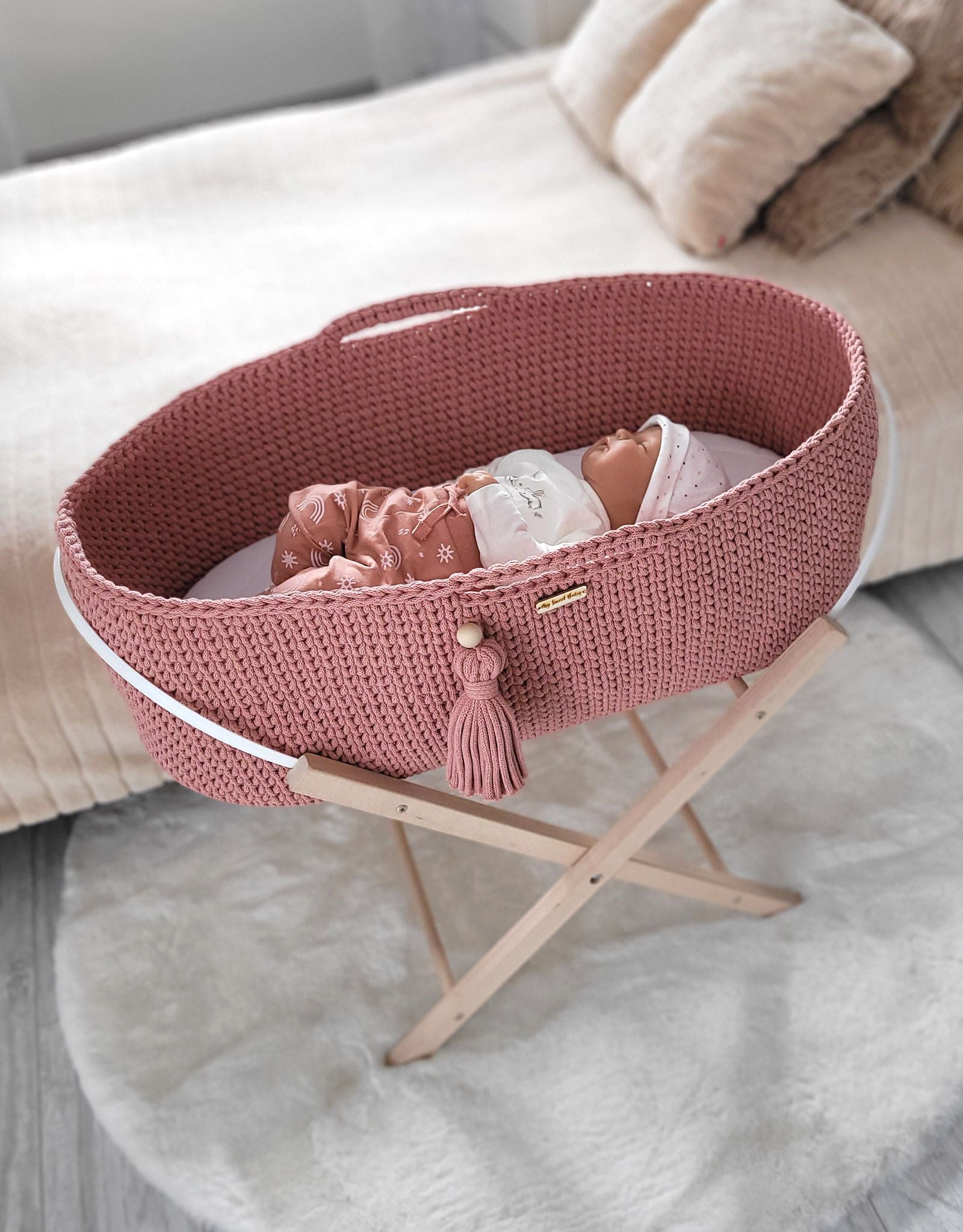 Moses basket BOHO Handmade with stand - blush