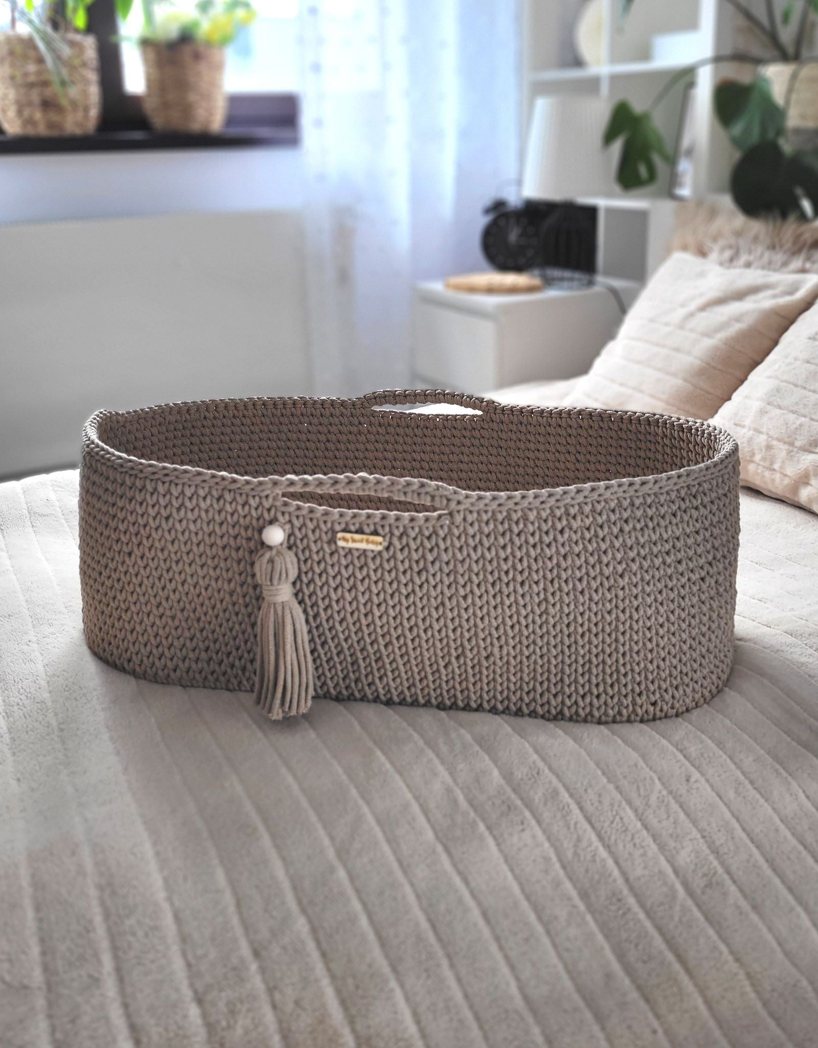 Moses basket BOHO Handmade with stand - sand