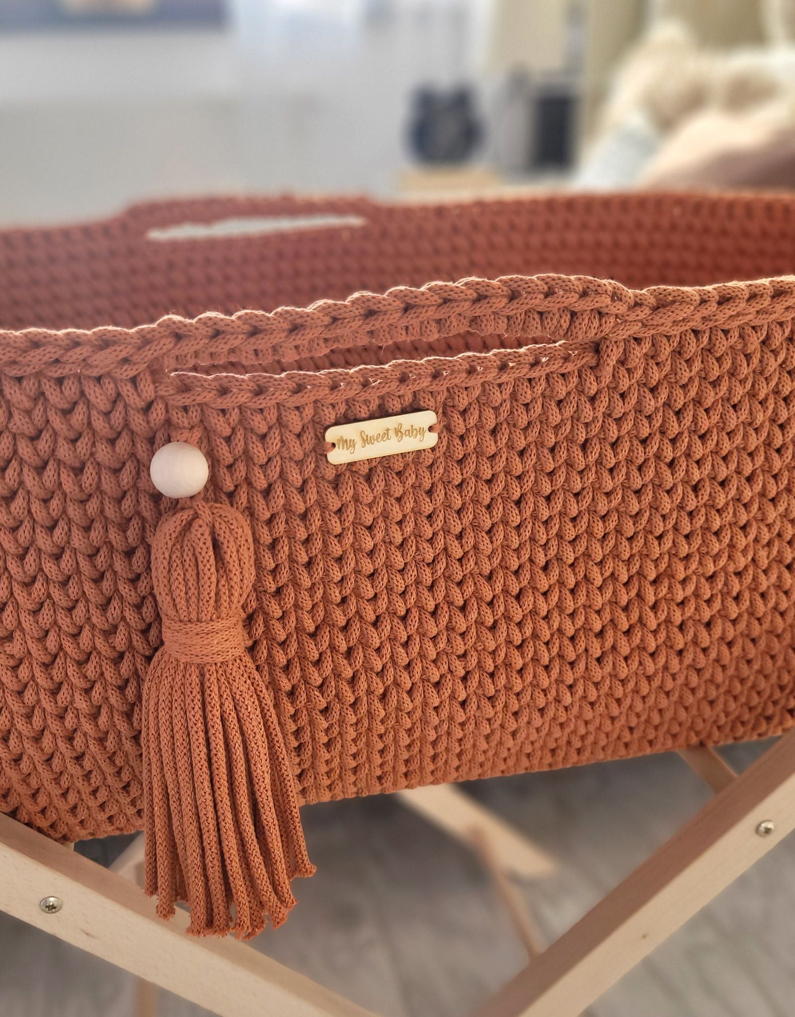 Moses basket BOHO Handmade with stand - terracotta