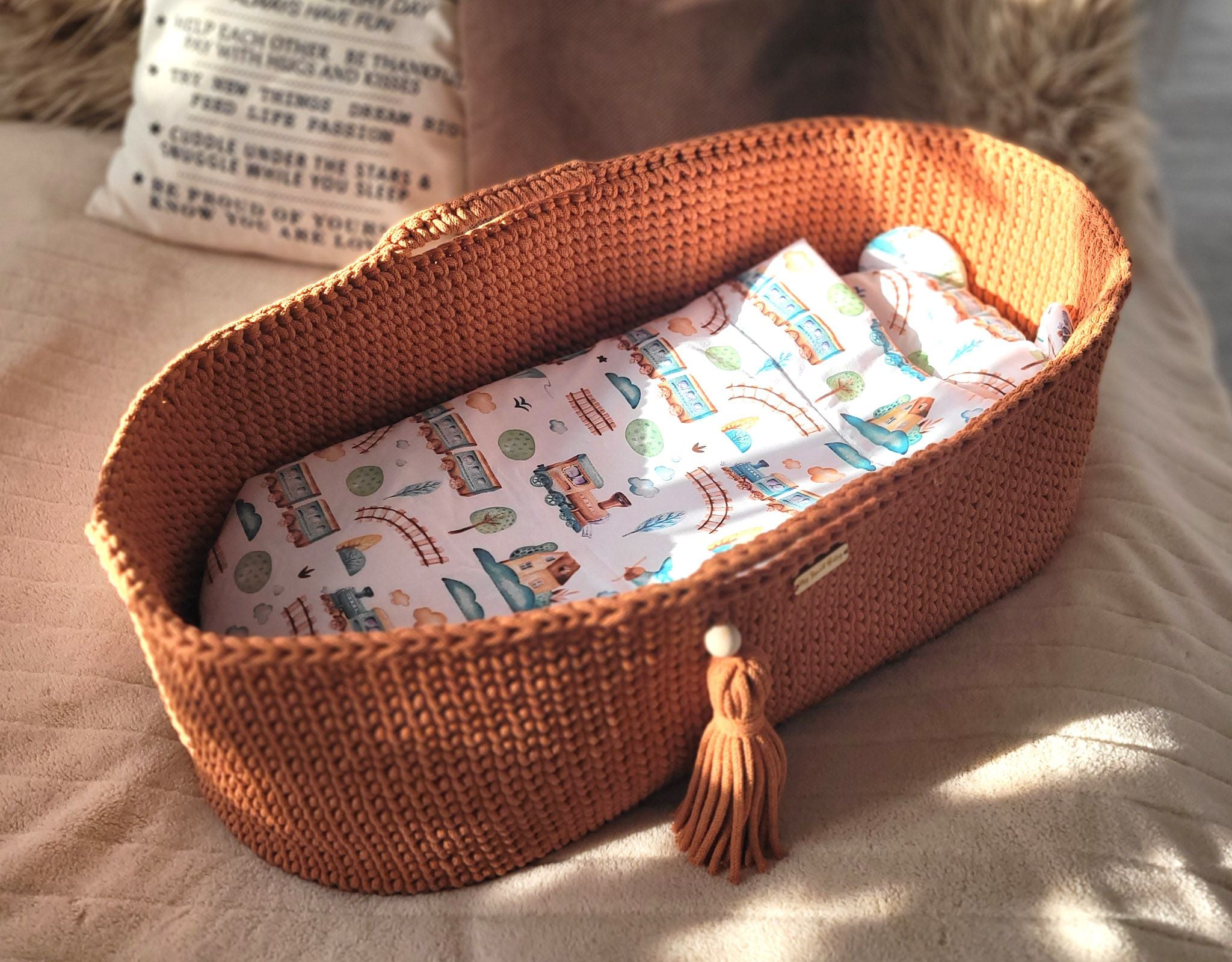 Moses basket BOHO Handmade with stand - terracotta