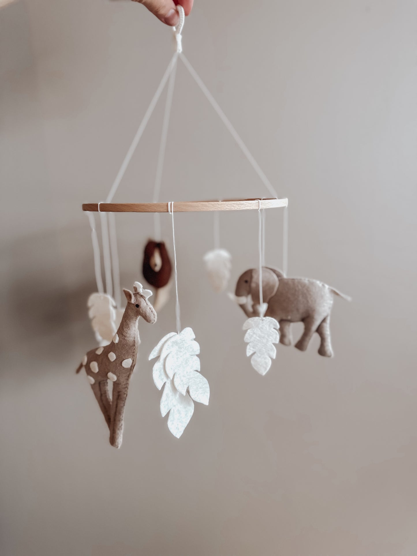 Safari baby mobile