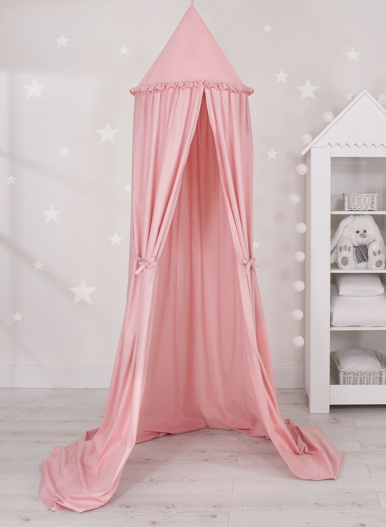 Hanging cotton canopy for children's room - pastel pink