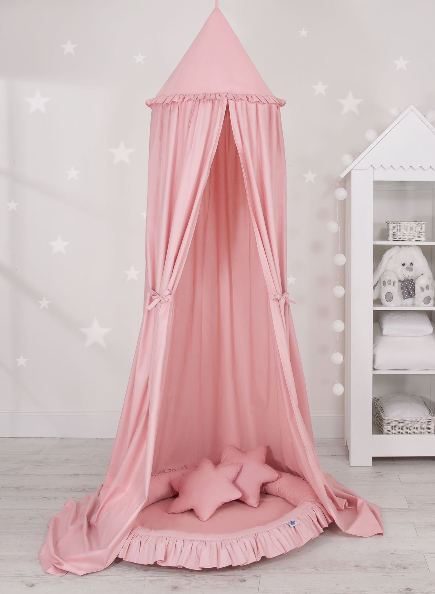 Hanging cotton canopy for children's room - pastel pink