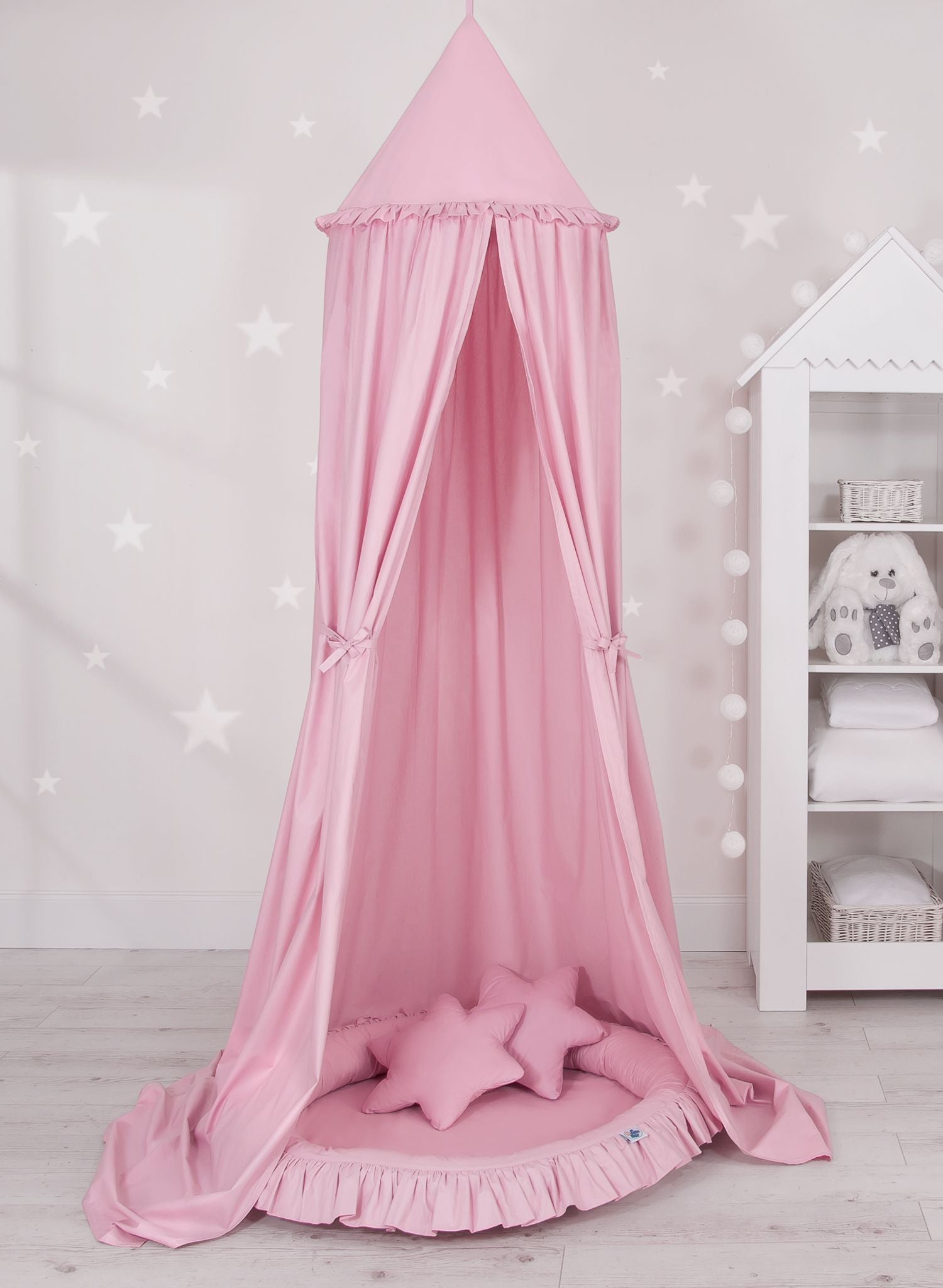 Hanging cotton canopy for children's room - pink