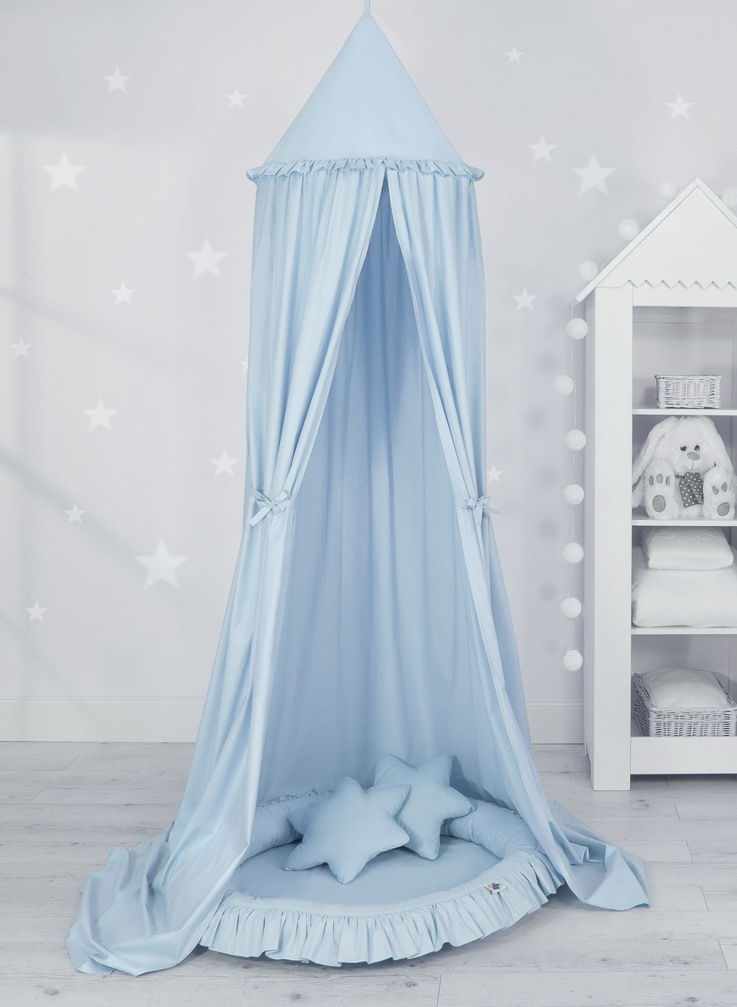 Hanging cotton canopy for children's room - blue