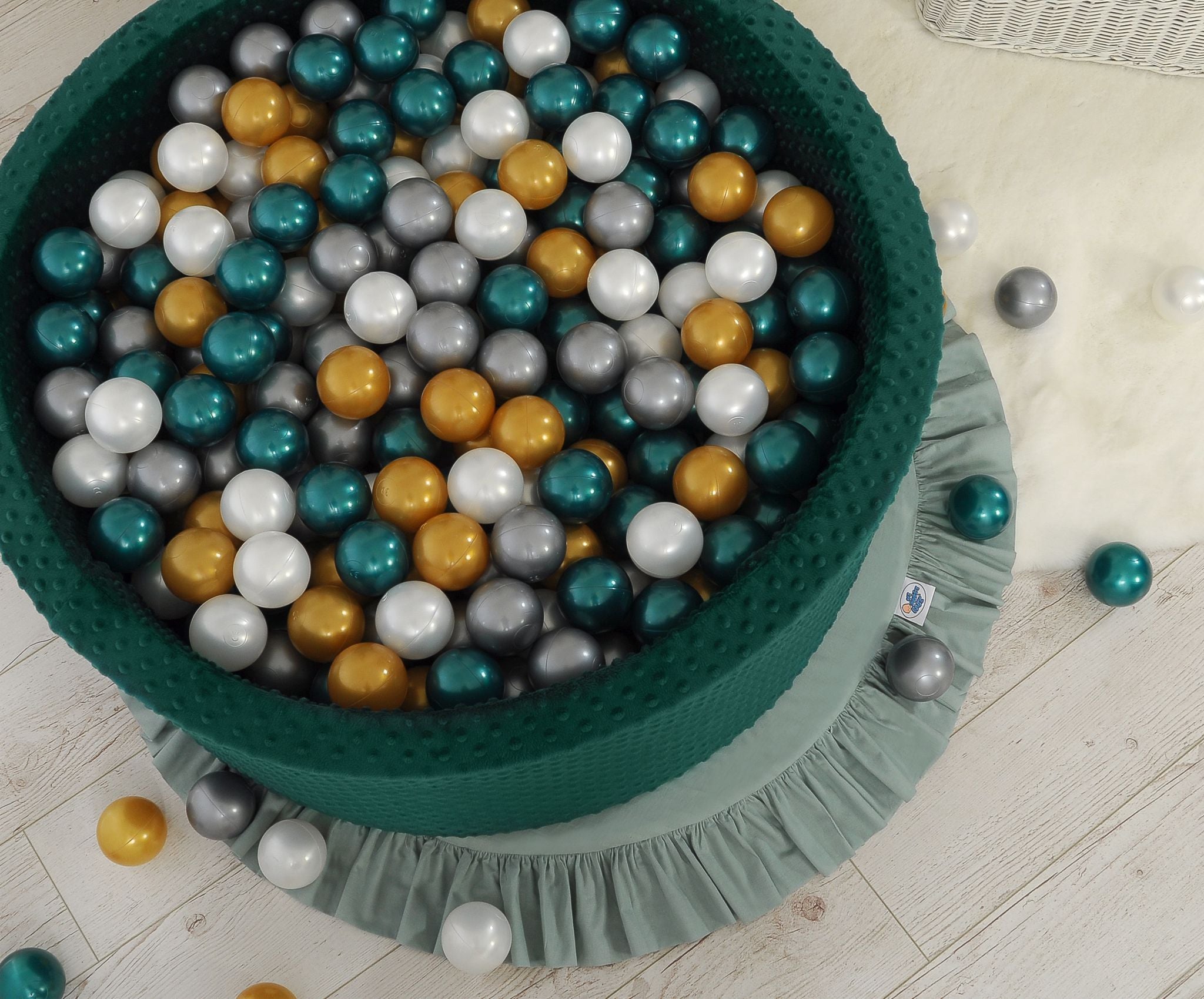 Ball-pit minky H-30 cm with balls 300pcs - bottle green