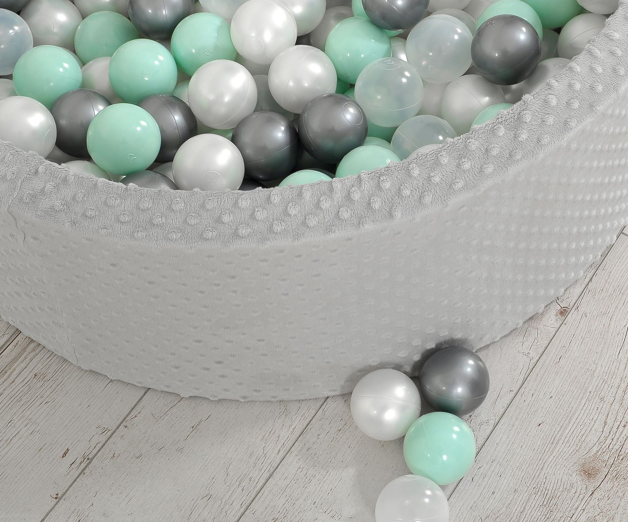 Ball-pit minky H-30 cm with balls 200pcs- gray