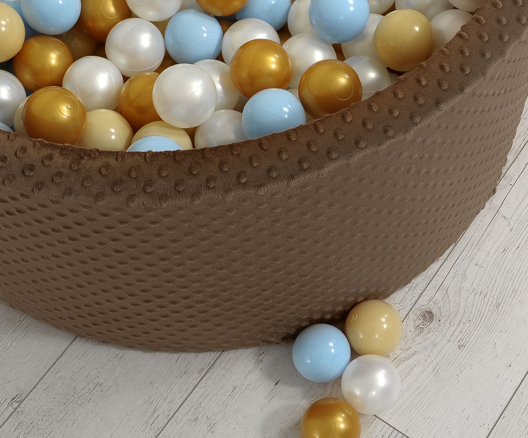 Ball-pit minky H-40 cm with balls 200pcs - chocolate
