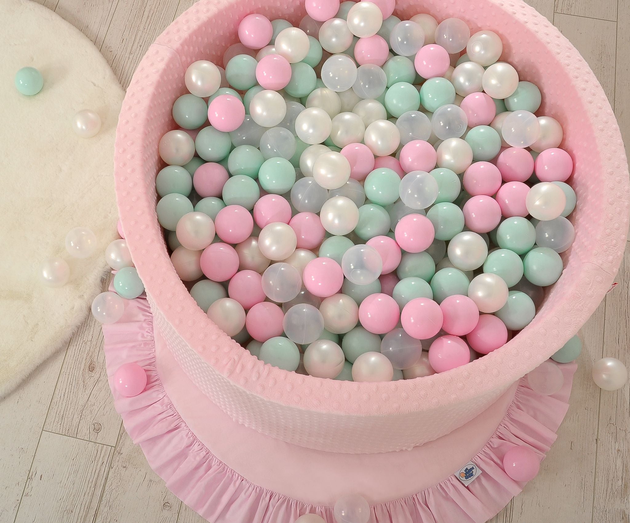 Ball-pit minky H-40 cm with balls 200pcs- pink