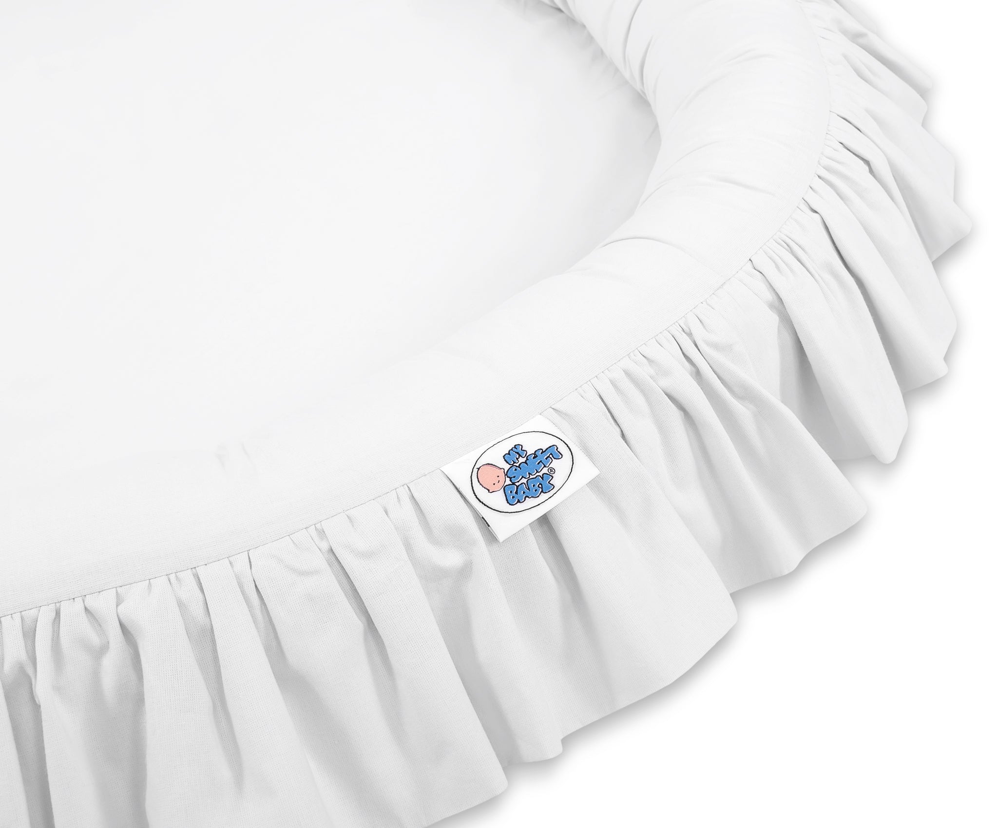 Nest with flounce - white