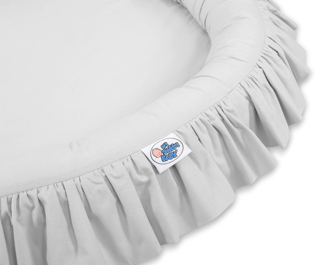 Nest with flounce - gray