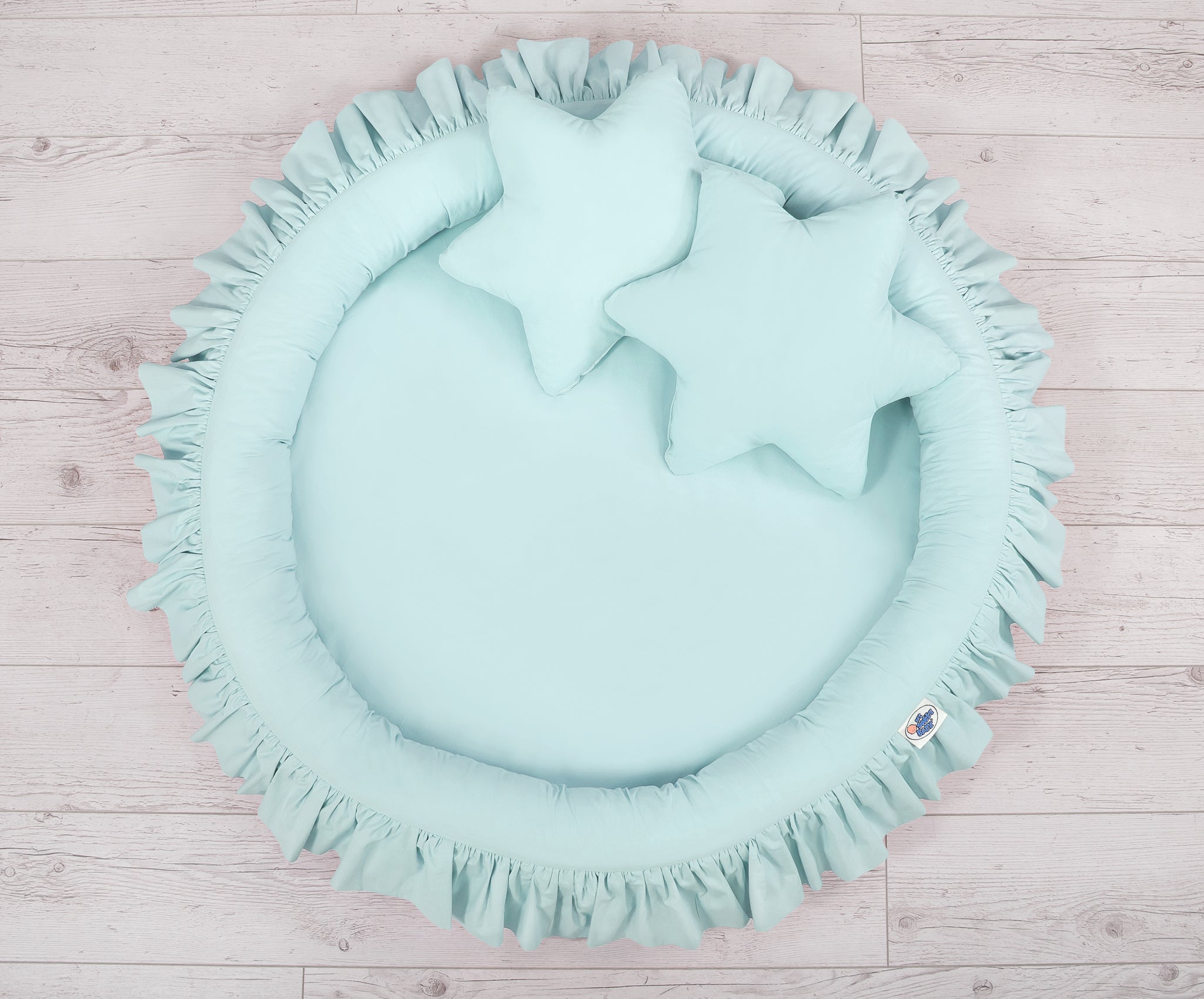 Nest with flounce - mint