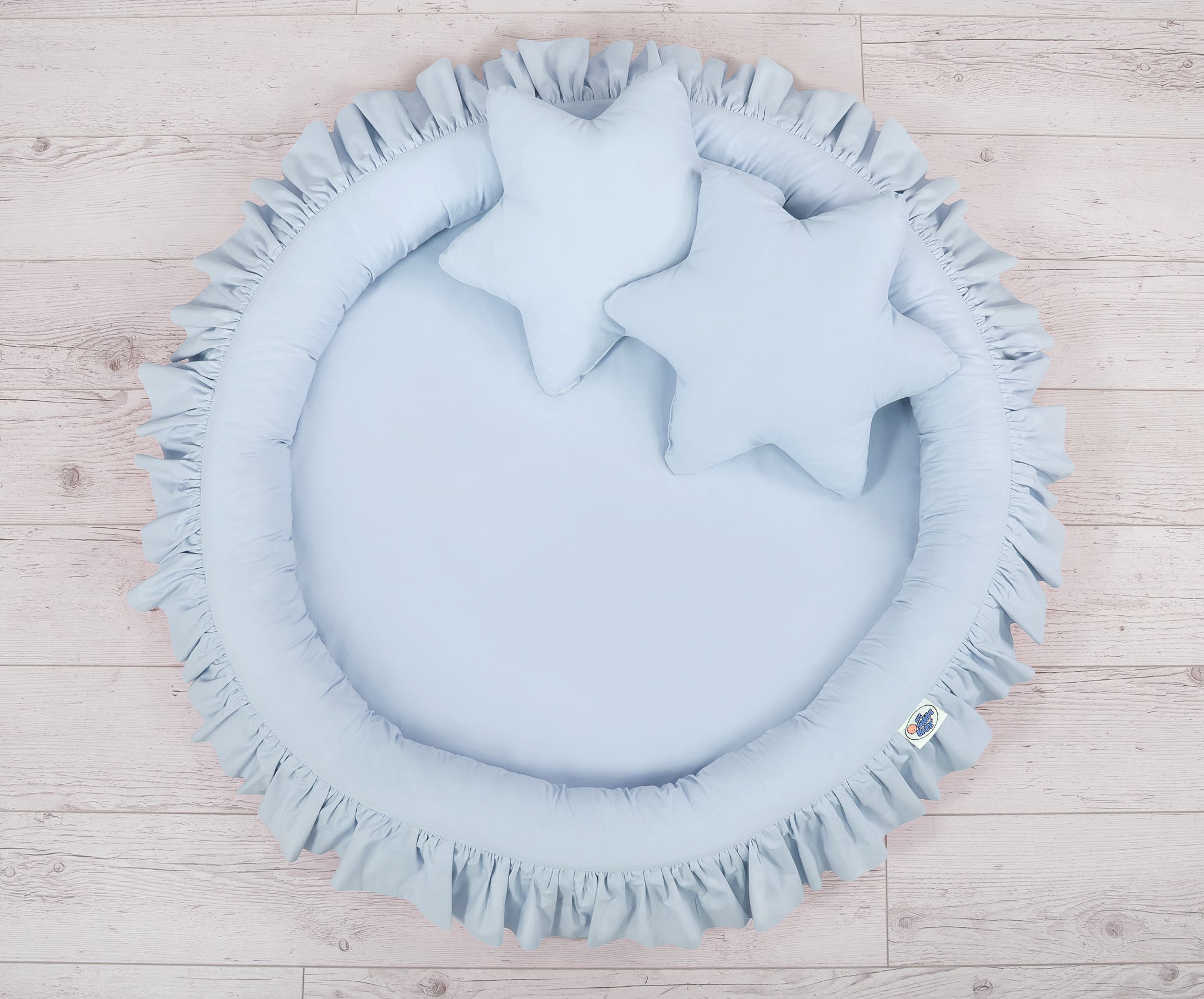 Nest with flounce - blue