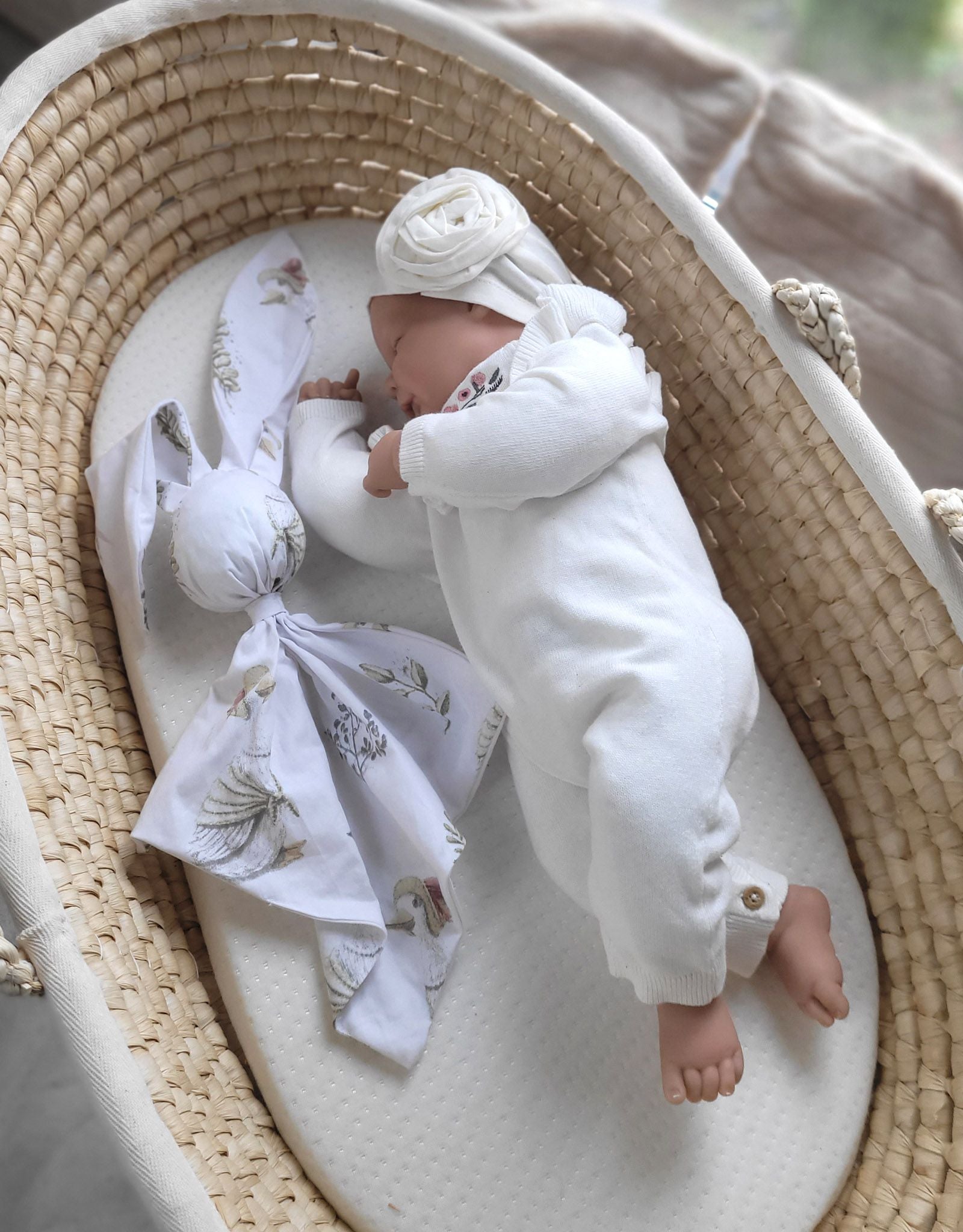 Soft cosy cuddly bunny blanket in cotton - Gooses