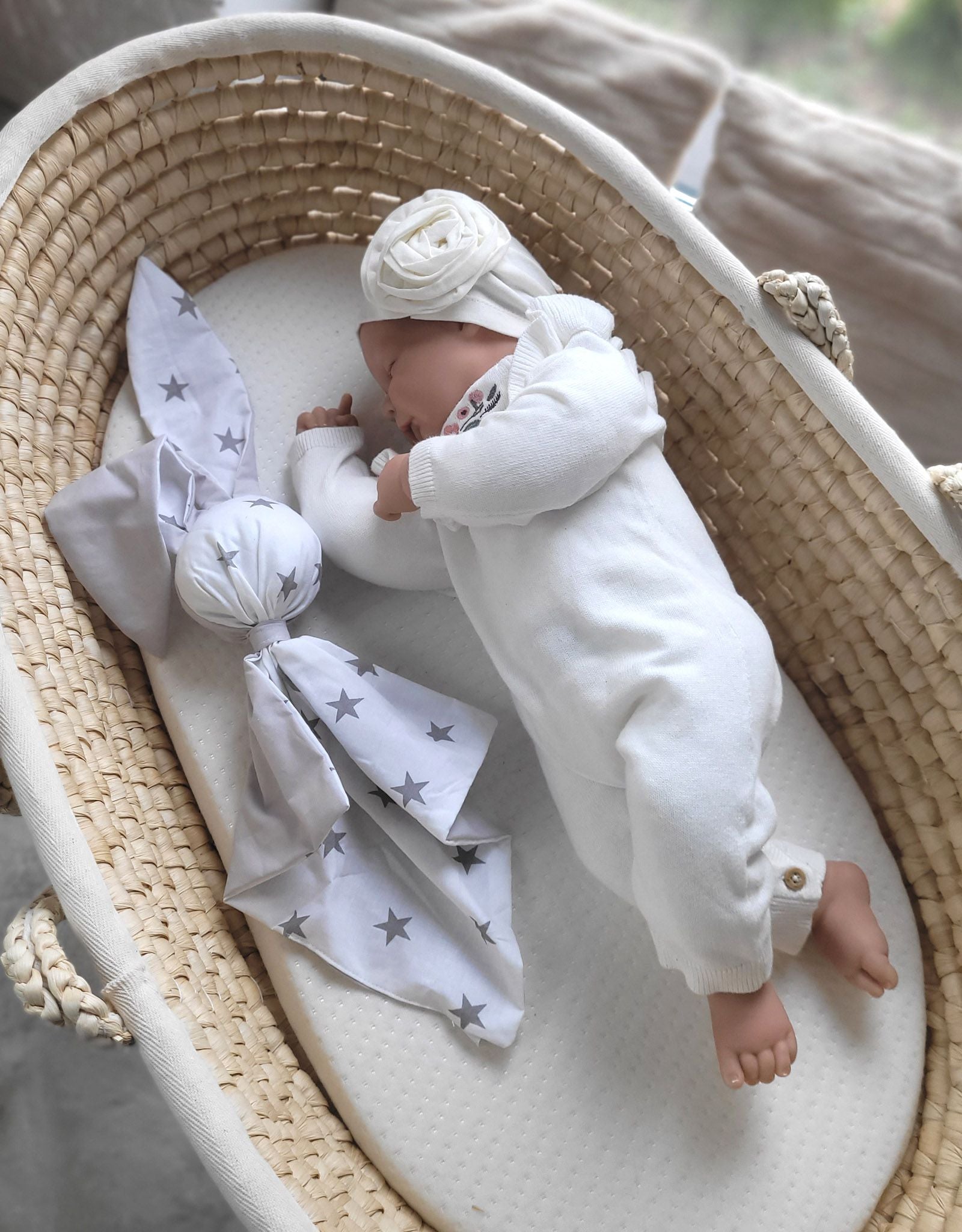 Soft cosy cuddly bunny blanket in cotton - Grey stars/grey