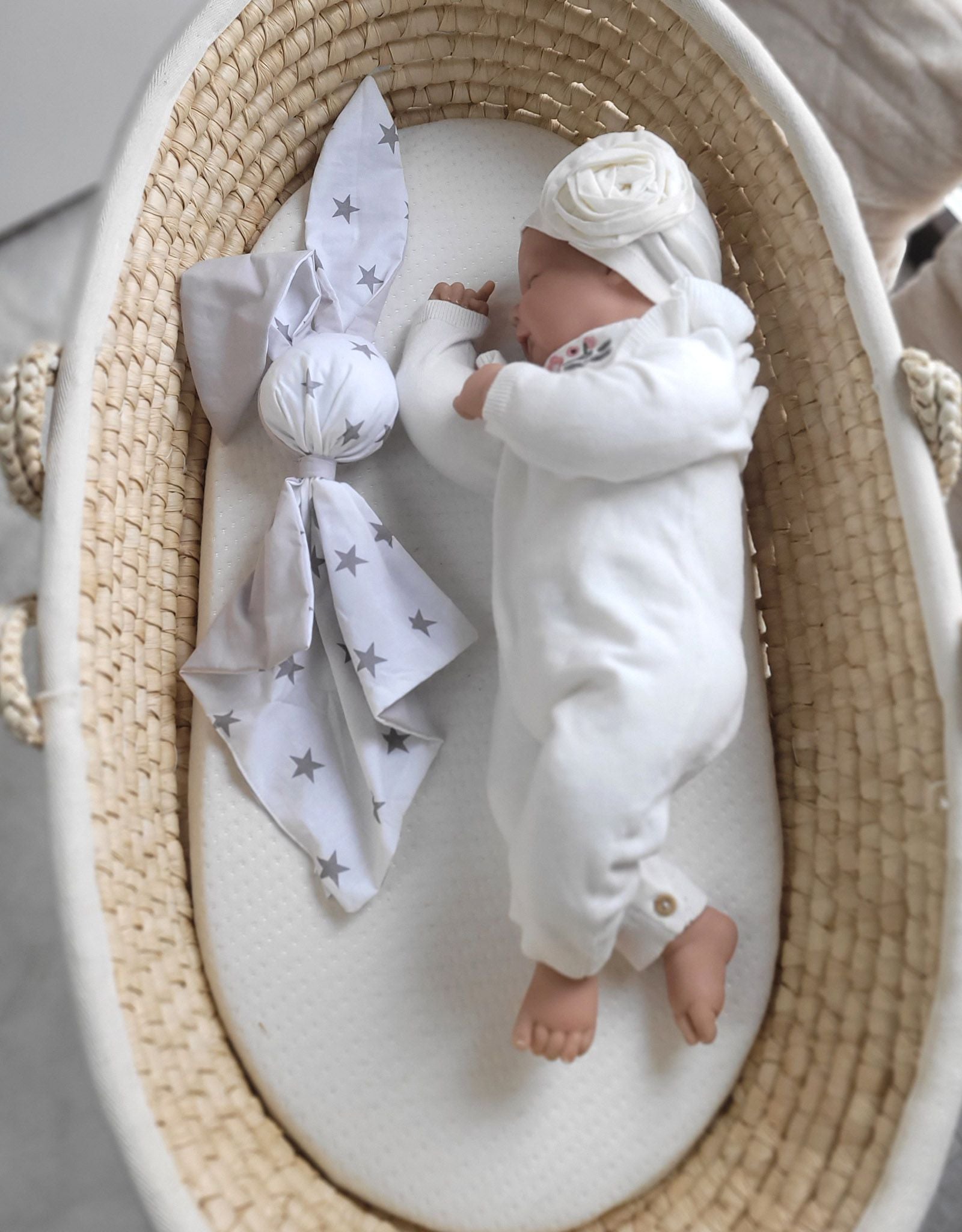 Soft cosy cuddly bunny blanket in cotton - Grey stars/grey