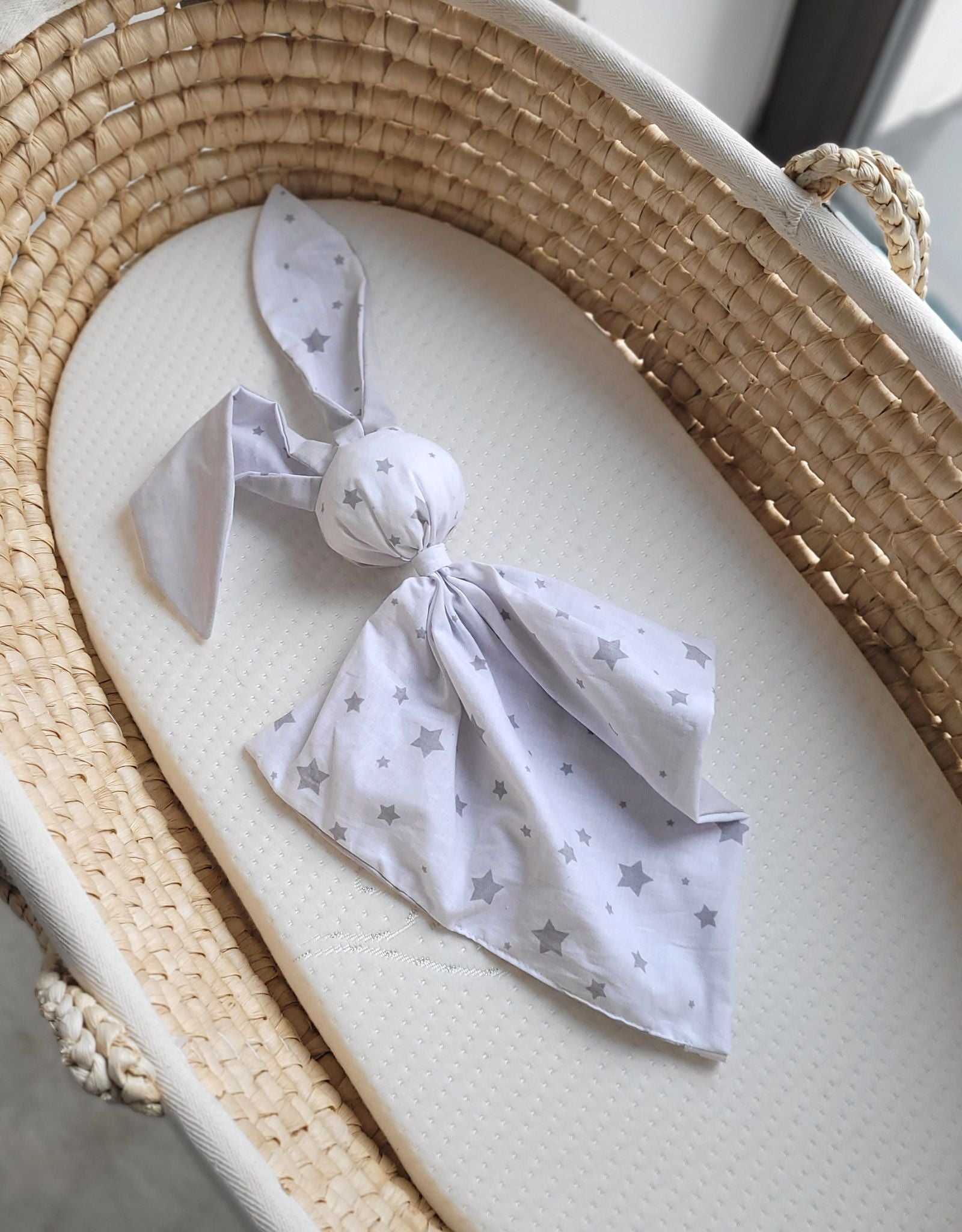 Soft cosy cuddly bunny blanket in cotton - Mini grey stars/grey