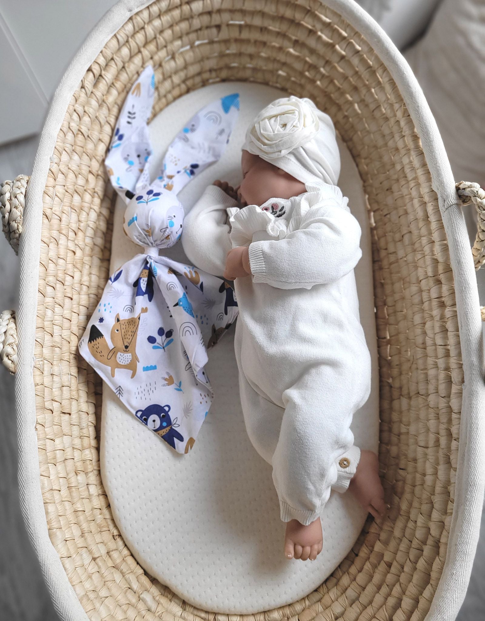 Soft cosy cuddly bunny blanket in cotton - Navy blue bears