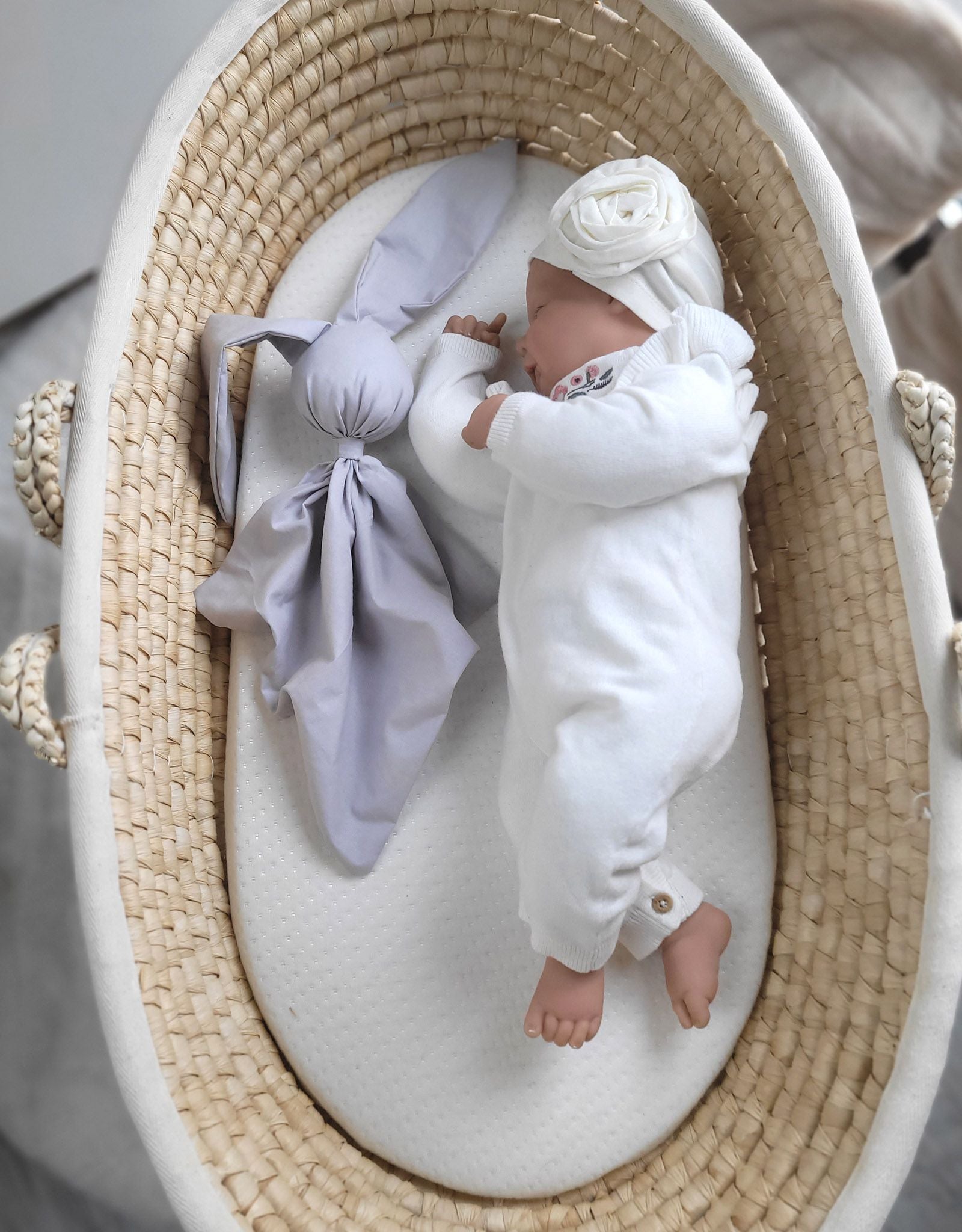 Soft cosy cuddly bunny blanket in cotton - Grey