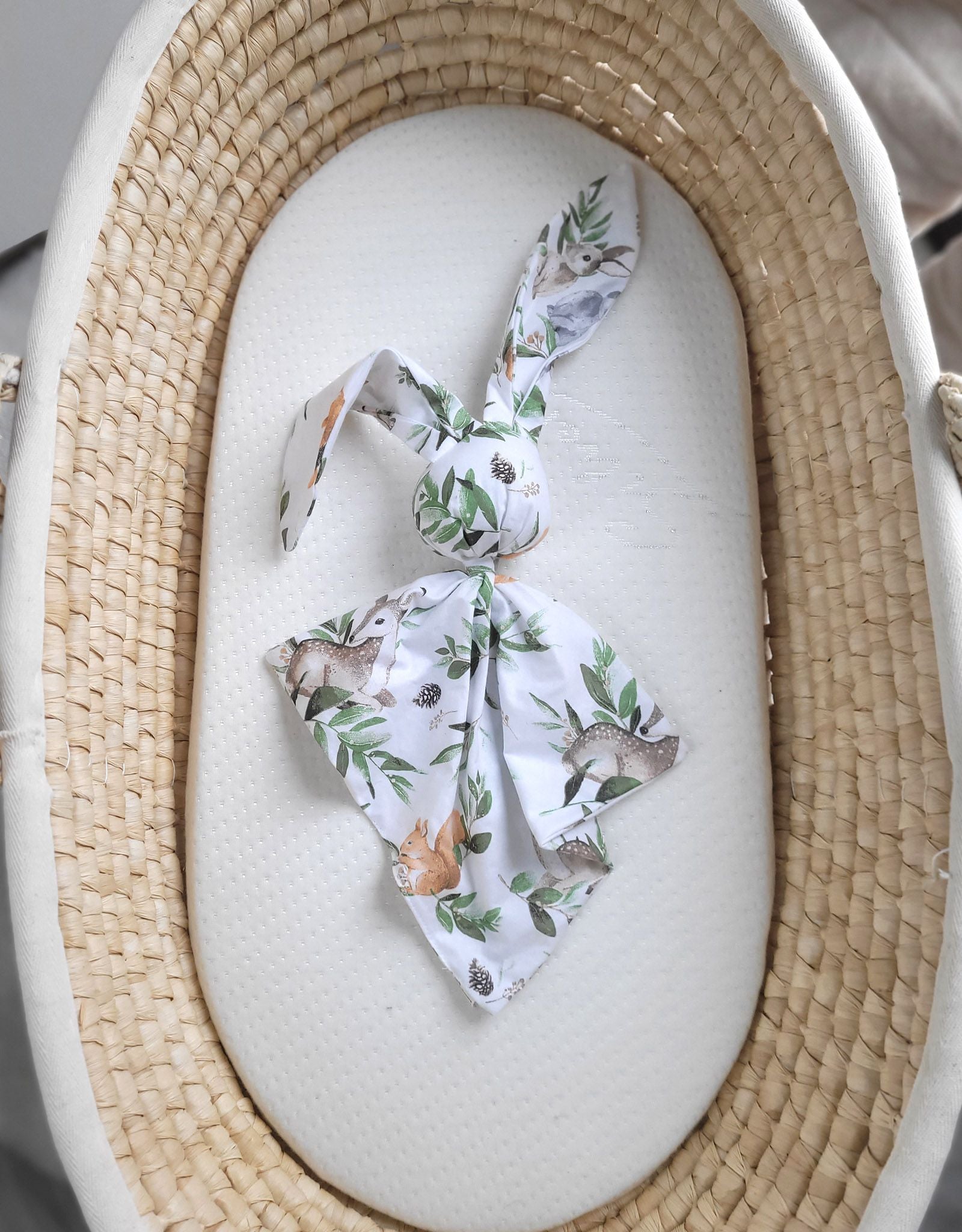 Soft cosy cuddly bunny blanket in cotton - Woodland green