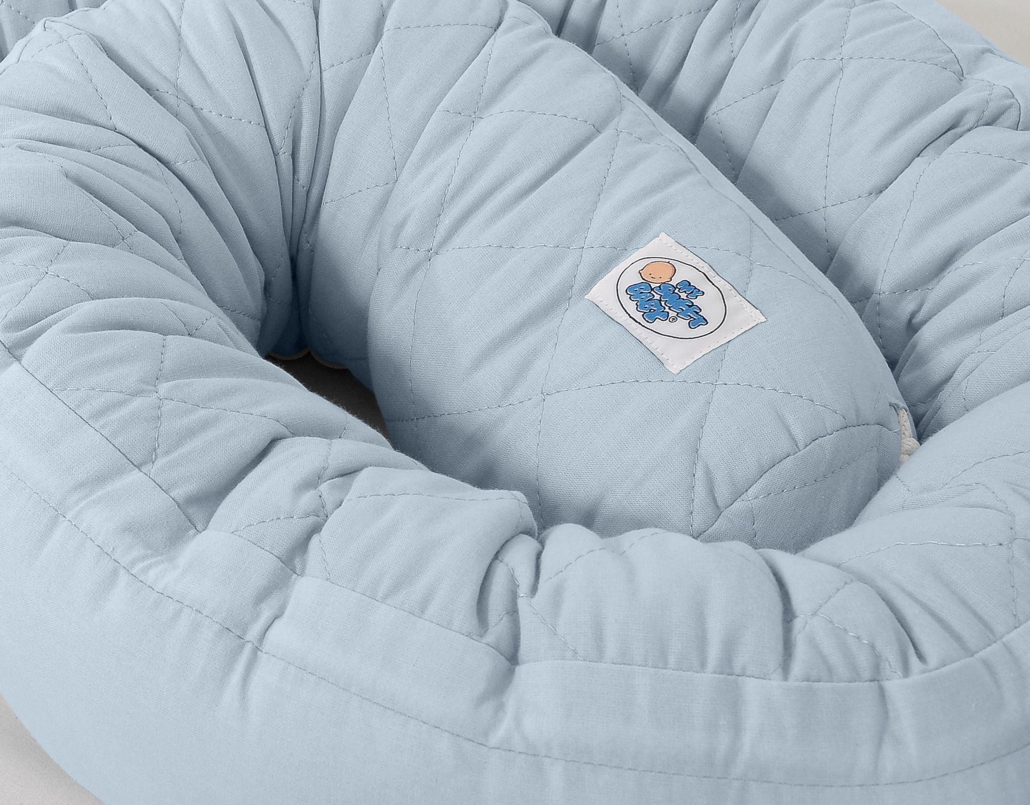 2-in-1 - Baby nest quilted - snake pillow bumper - white