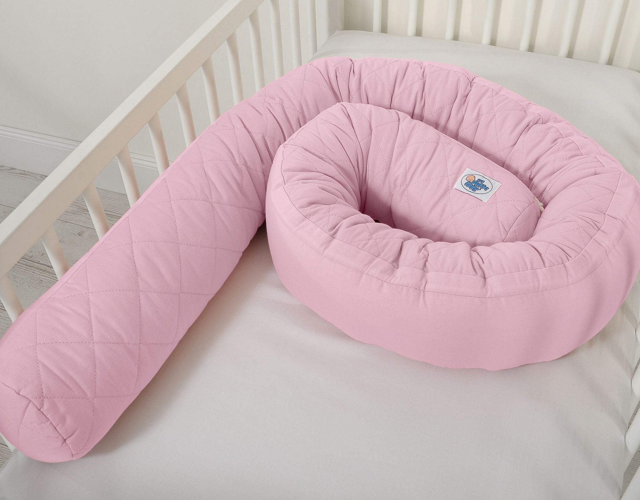 2-in-1 - Baby nest quilted - snake pillow bumper - white