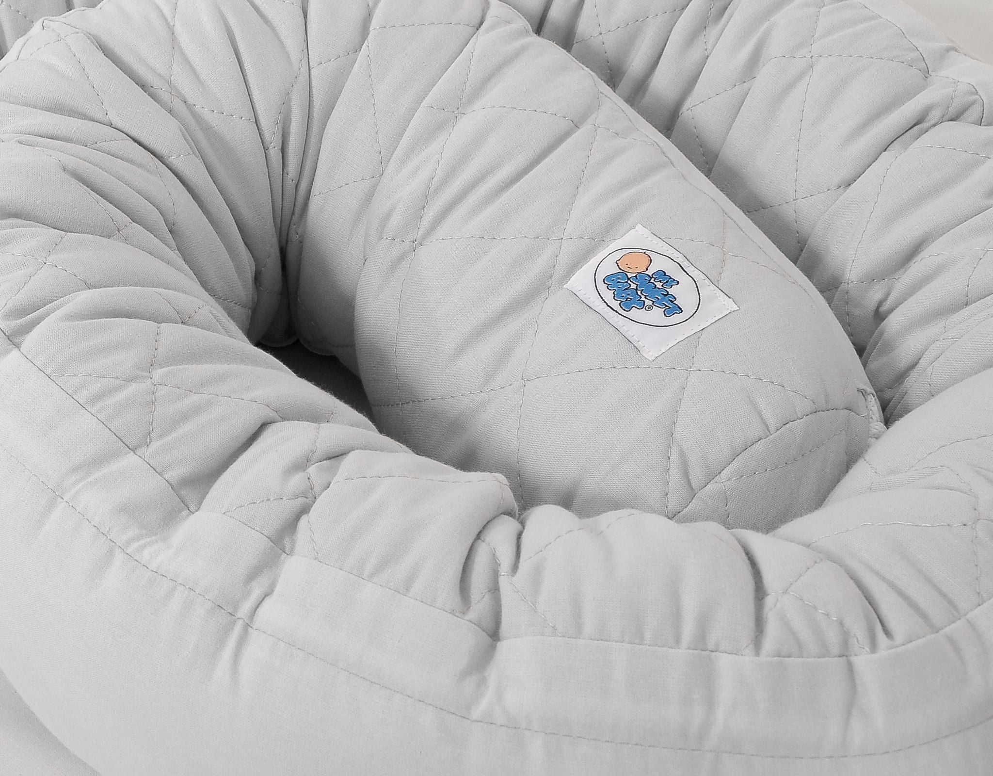 2-in-1 - Baby nest quilted - snake pillow bumper - white