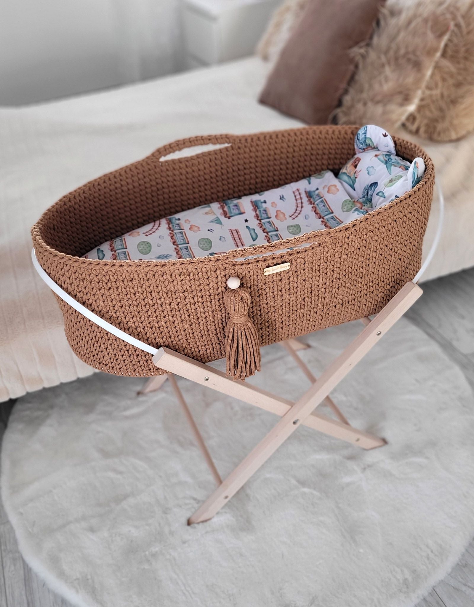 Moses basket BOHO Handmade with stand - caramel
