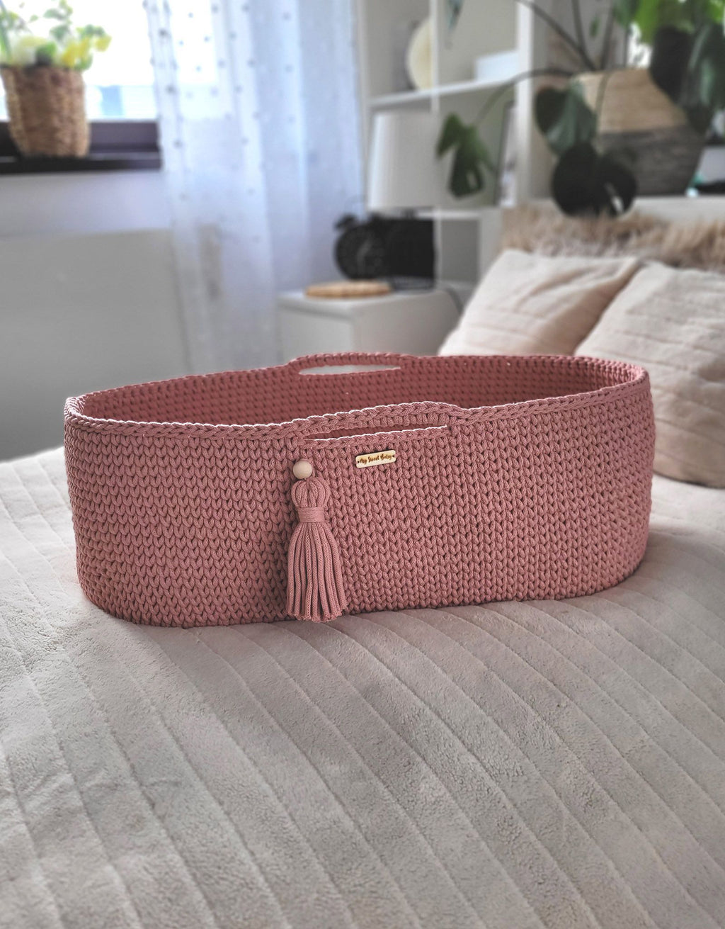 Moses basket BOHO Handmade cotton with mattress - blush