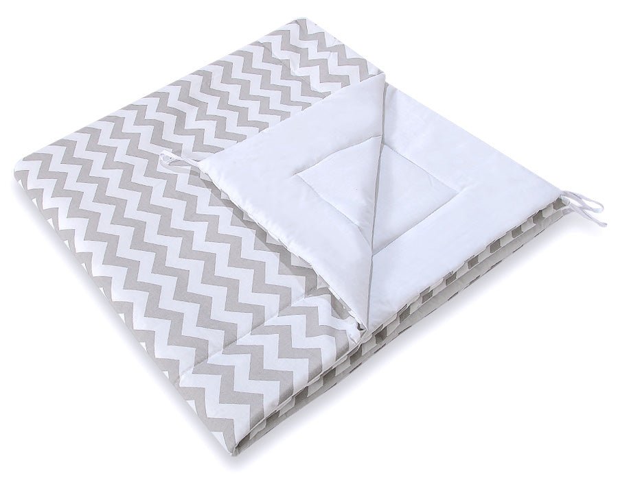 Teepee tent for kids +play mat + decorative feathers - Chevron grey