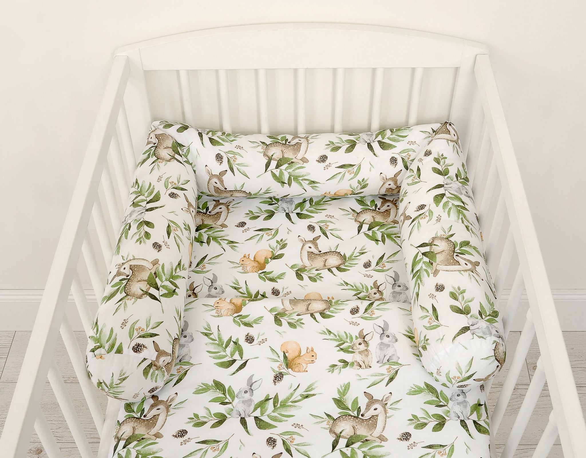 Roller bumper for baby bed - woodland green
