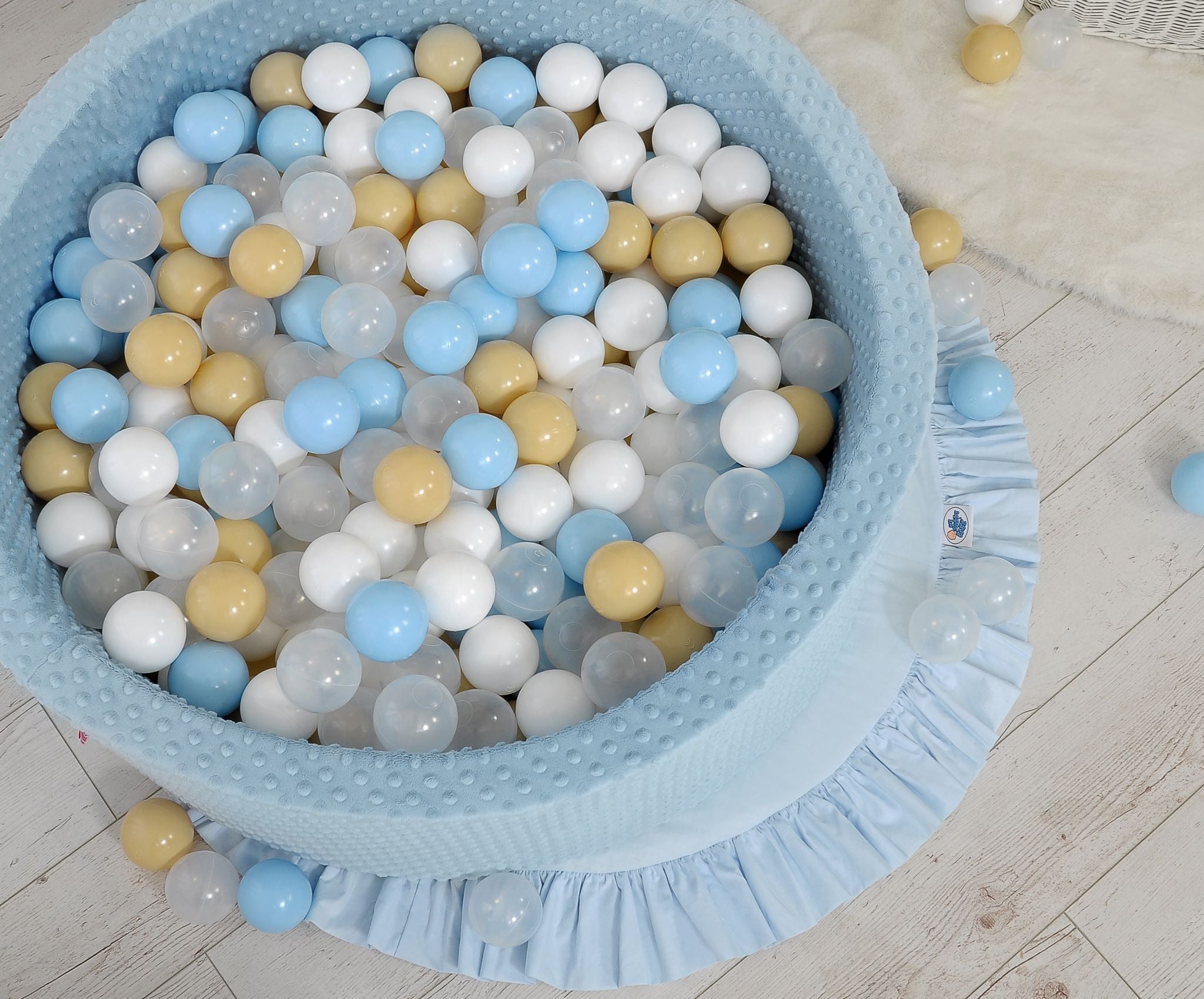 Ball-pit minky H-30 cm with balls 300pcs - misty blue