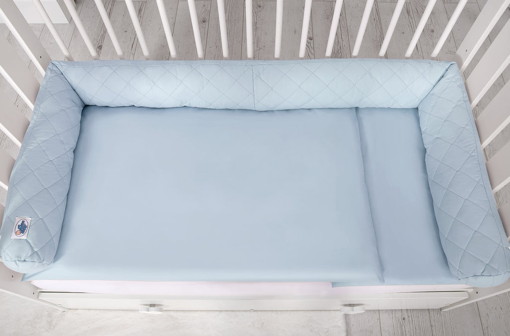 2-in-1 - Baby nest quilted - snake pillow bumper - white