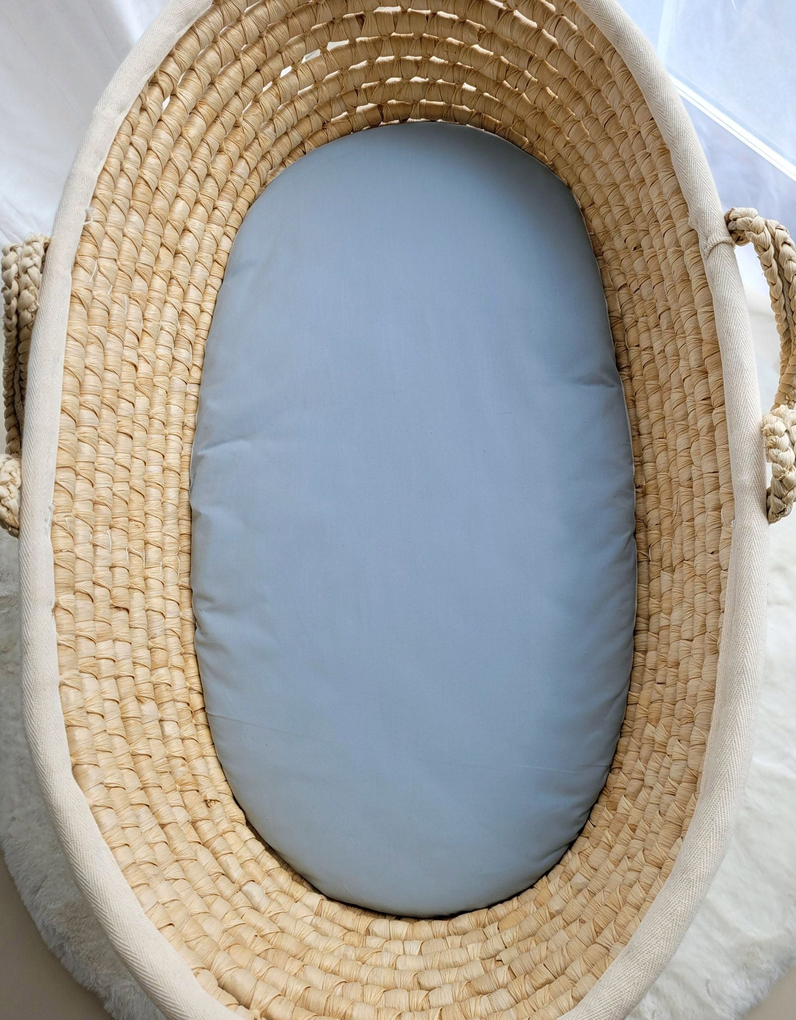 Sheet made of cotton for moses basket mattress 75x35 cm - pastel blue