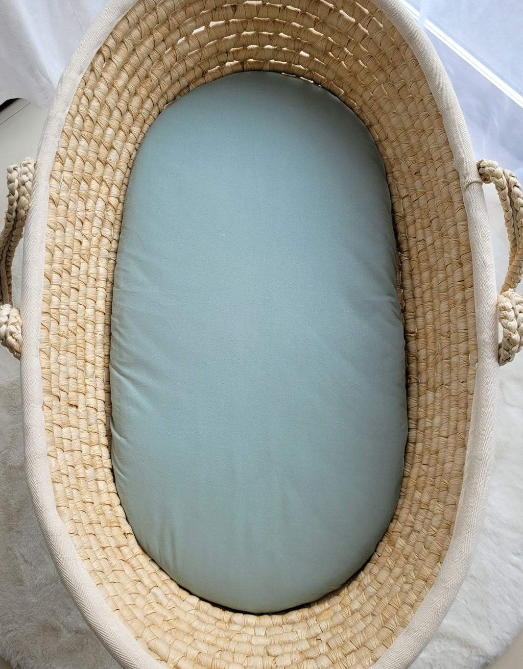 Sheet made of cotton for moses basket mattress 75x35 cm - pastel green