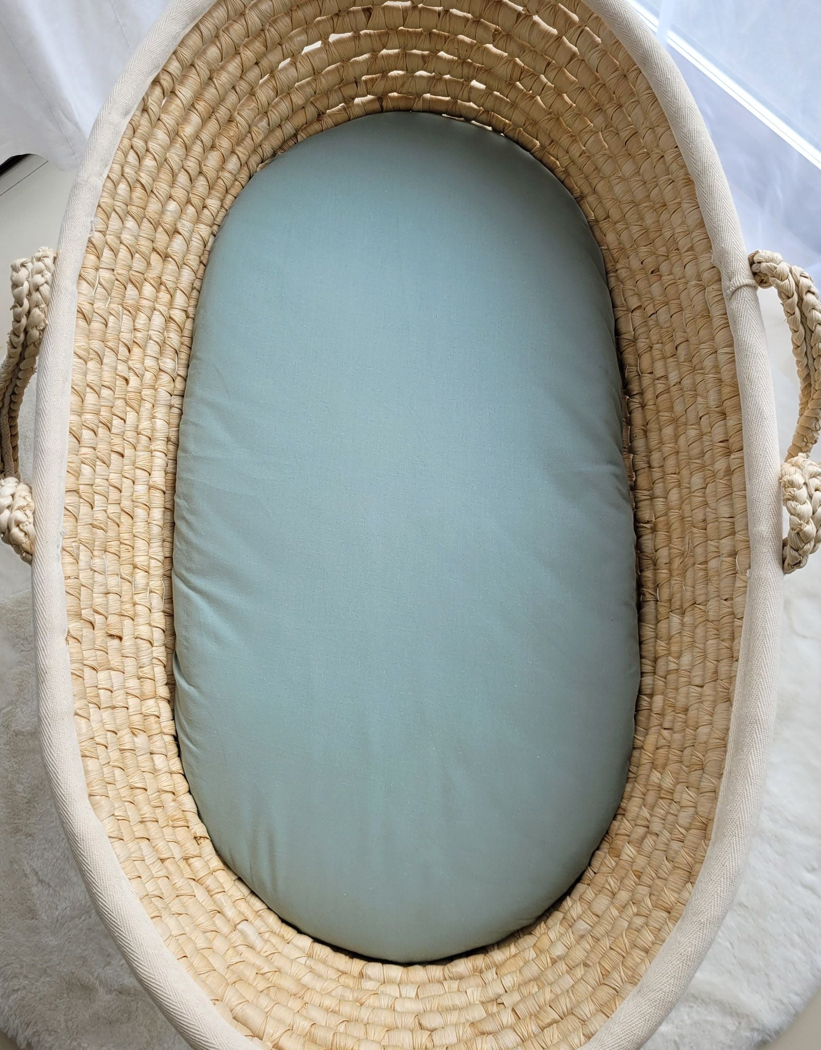 Sheet made of cotton for moses basket mattress 75x35 cm - pastel green