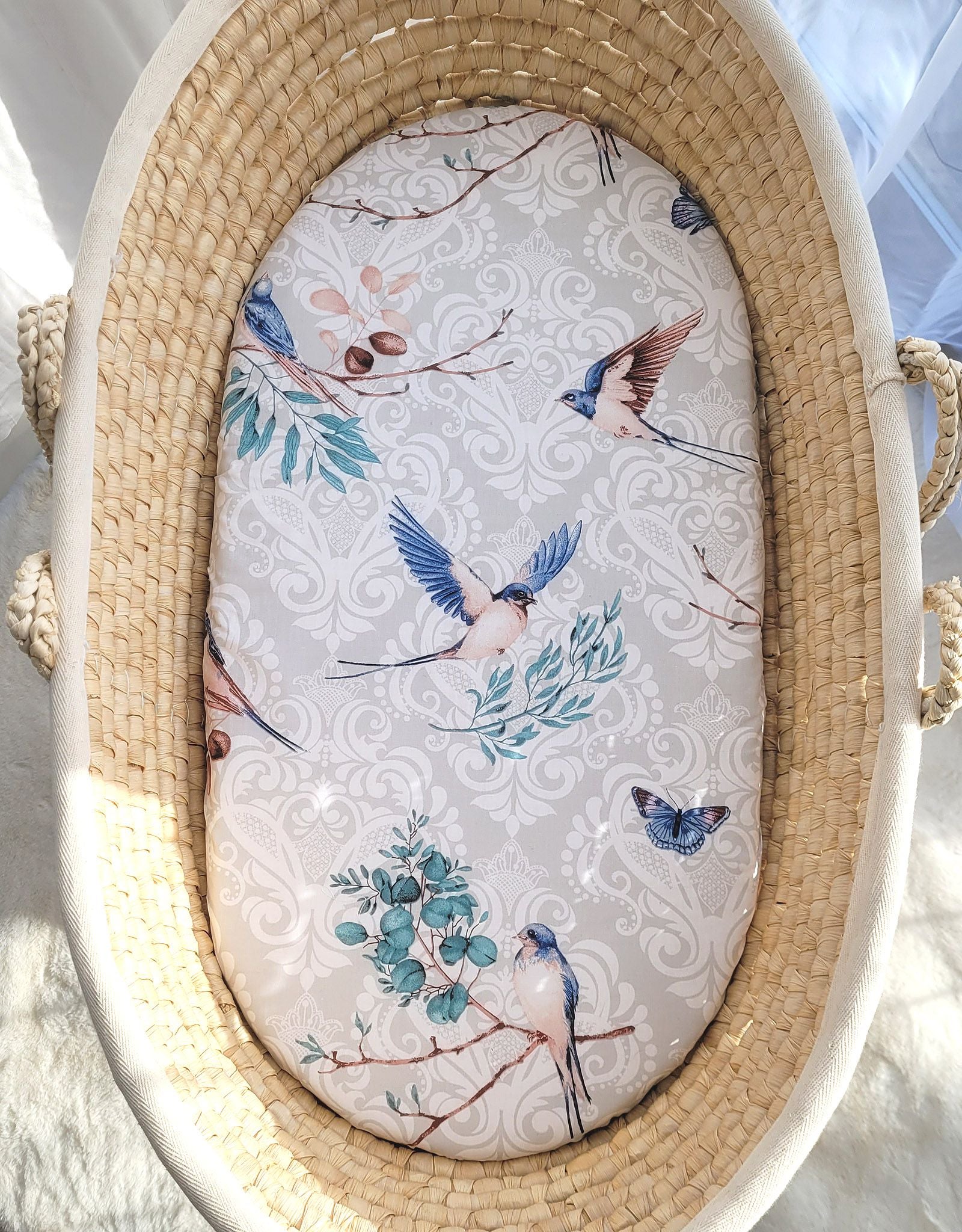 Sheet made of cotton for moses basket mattress 75x35 cm - Blue birds