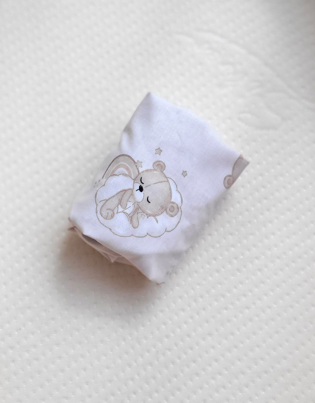 Sheet made of cotton for moses basket mattress 75x35 cm - Rainbow beige bear