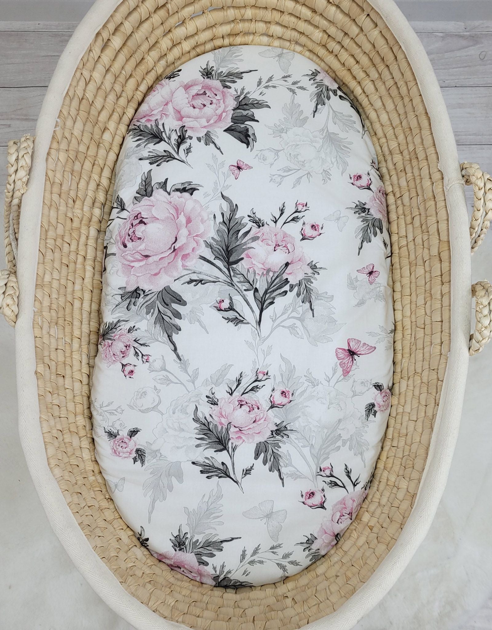 Sheet made of cotton for moses basket mattress 75x35 cm - Romantic peonies