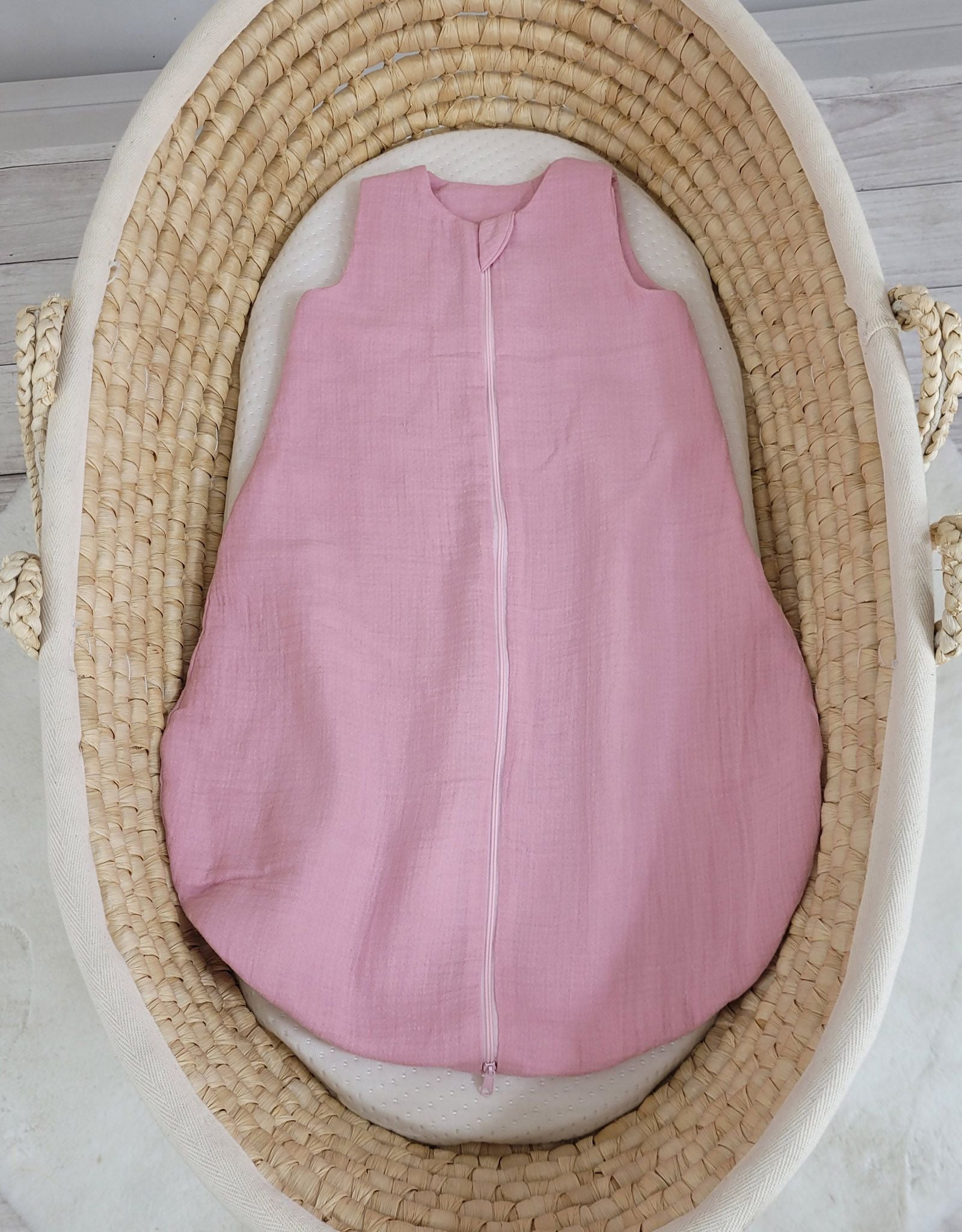 Muslin baby sleeping bag 0-6 months S for summer TOG 1.0 - pastel pink