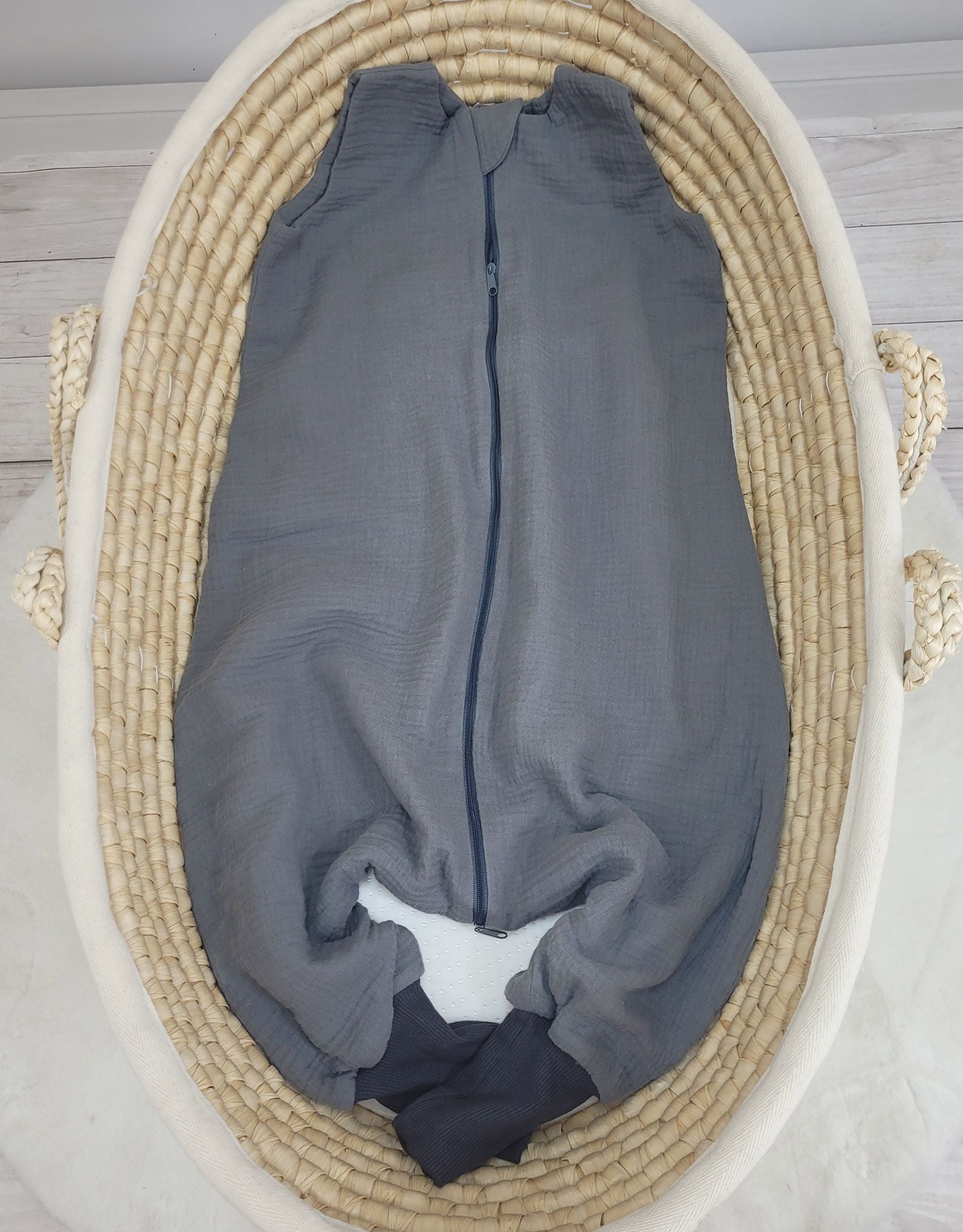 Muslin baby sleeping bag with legs L 9-24 months for summer TOG 1.0 - anthracite