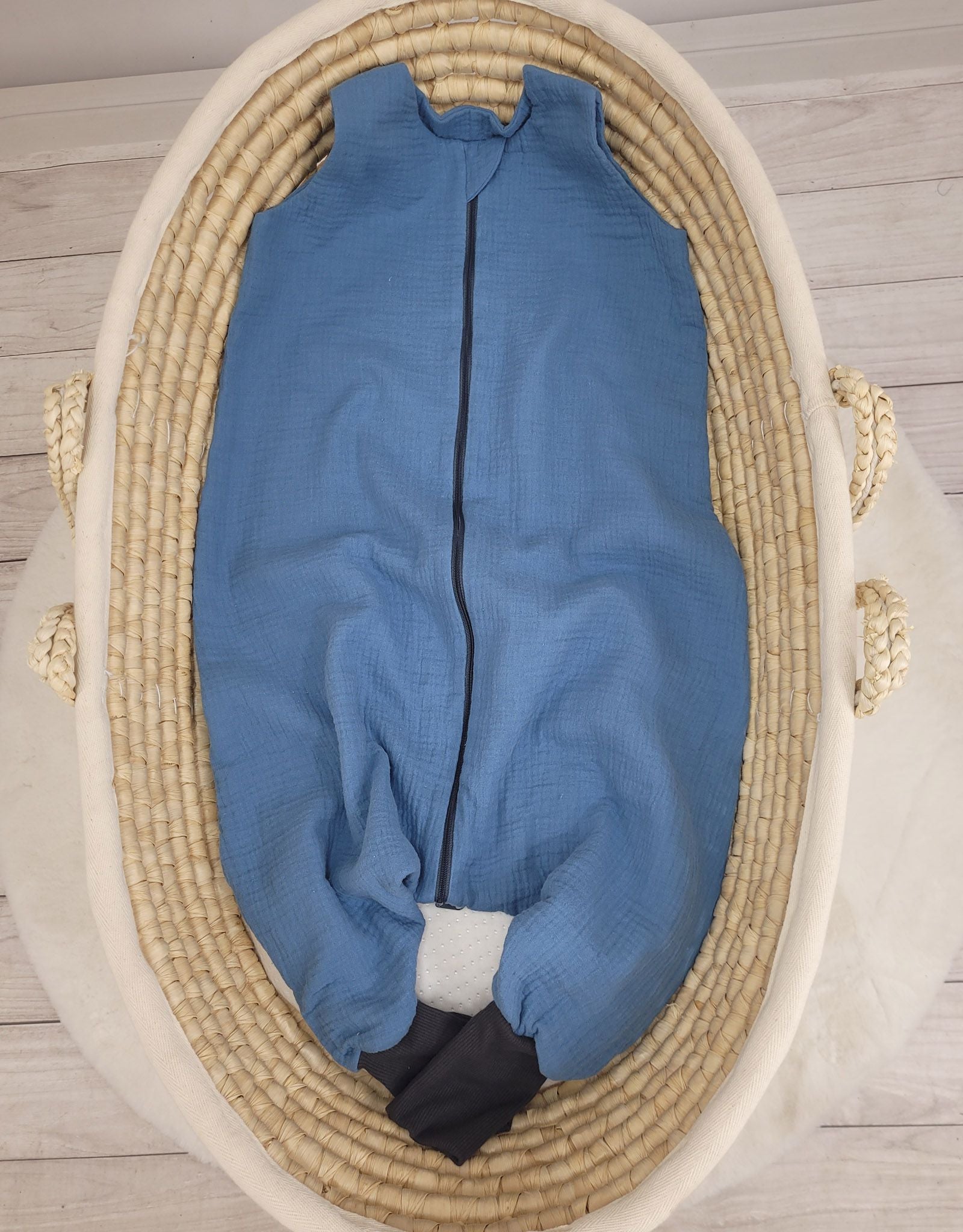 Muslin baby sleeping bag with legs L 9-24 months for summer TOG 1.0 - pastel blue