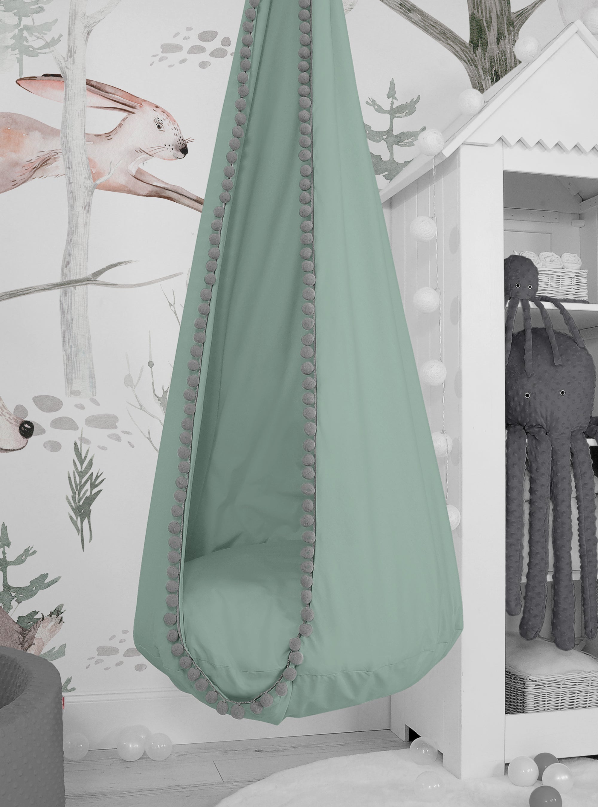 Hanging swing hammock cocoon - pastel green
